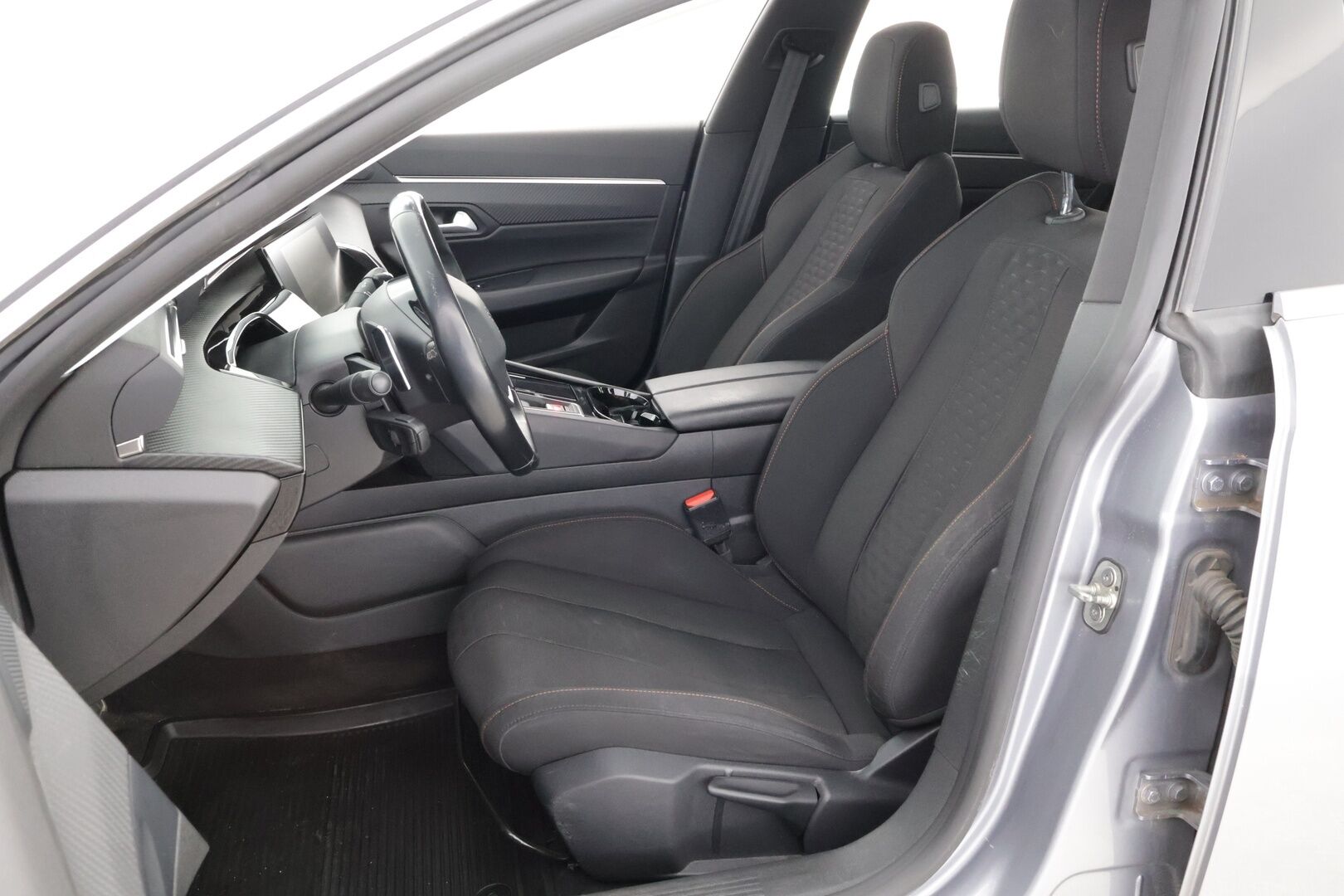 Peugeot 508 2019 Active BlueHDi 130 EAT8-automaatti - | Suomiauto | Vetokoukku | Lohkolämmitin | Vakkari | Jakopää tehty | Facelift | Metalliväri | Katso hinta!