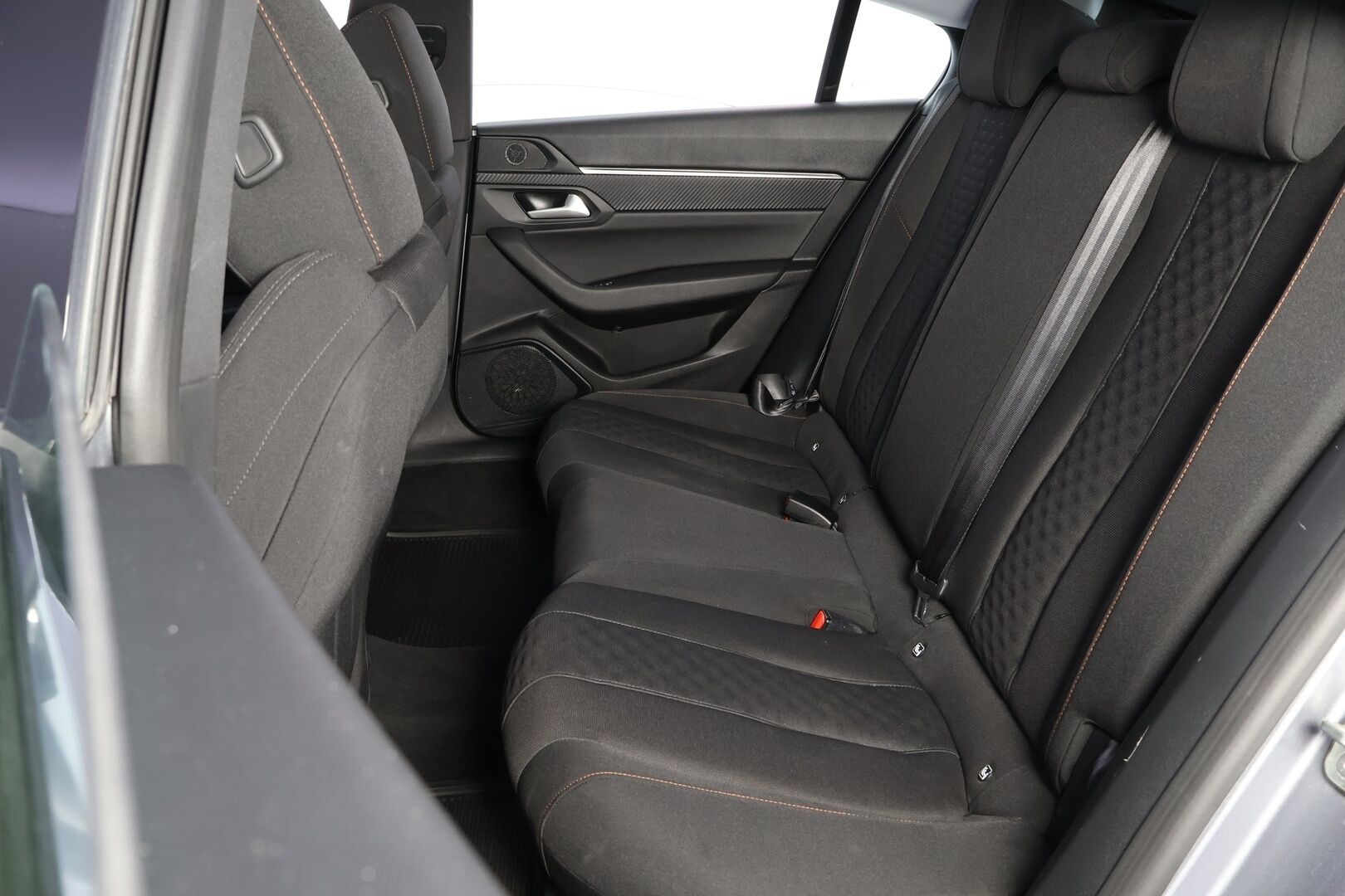 Peugeot 508 2019 Active BlueHDi 130 EAT8-automaatti - | Suomiauto | Vetokoukku | Lohkolämmitin | Vakkari | Jakopää tehty | Facelift | Metalliväri | Katso hinta!