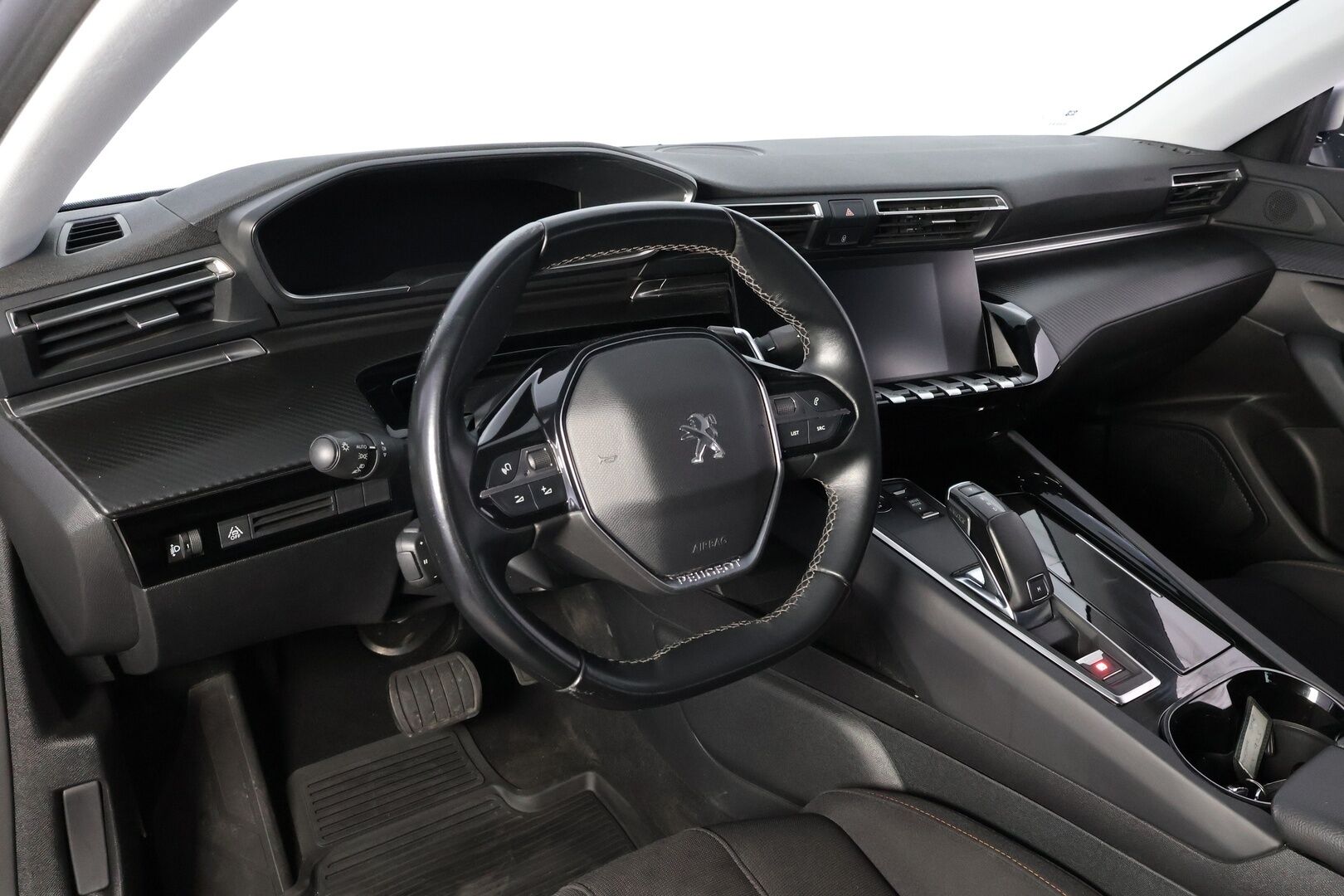 Peugeot 508 2019 Active BlueHDi 130 EAT8-automaatti - | Suomiauto | Vetokoukku | Lohkolämmitin | Vakkari | Jakopää tehty | Facelift | Metalliväri | Katso hinta!