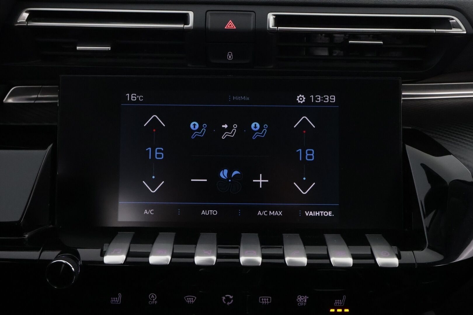 Peugeot 508 2019 Active BlueHDi 130 EAT8-automaatti * Suomiauto / Vetokoukku / Vakkari / Jakopää tehty / Huippusiisti! - Facelift / Metalliväri / Peruutustutka!