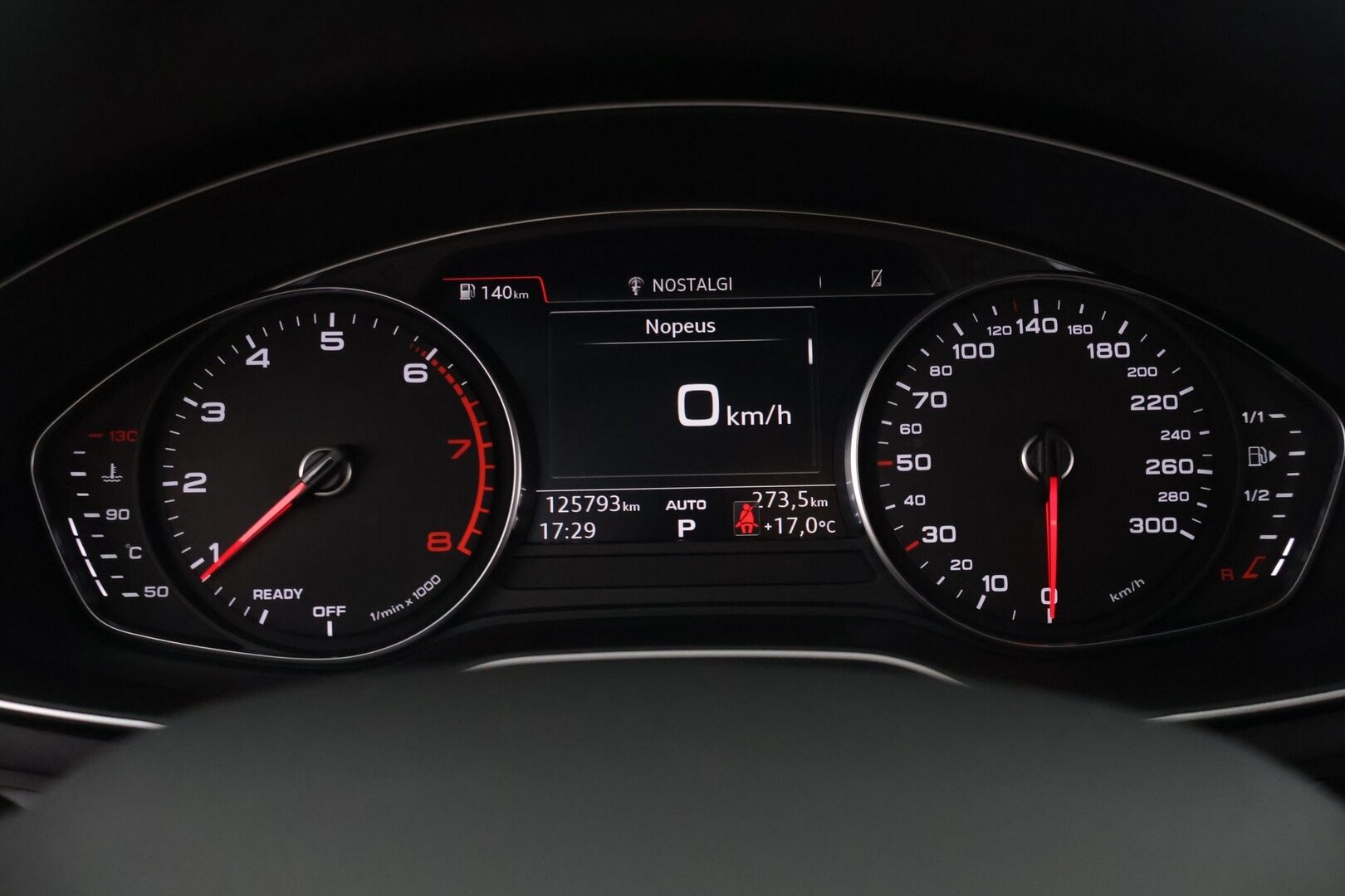 Audi A4 2019 Avant Business Comfort Edition 35 TFSI 110 kW MHEV S tronic *Webasto / Tehdaskoukku / LED / CarPlay & Android Auto / Sähkökontti* - Suomi-auto / 2x renkaat alkuperäisillä vanteilla