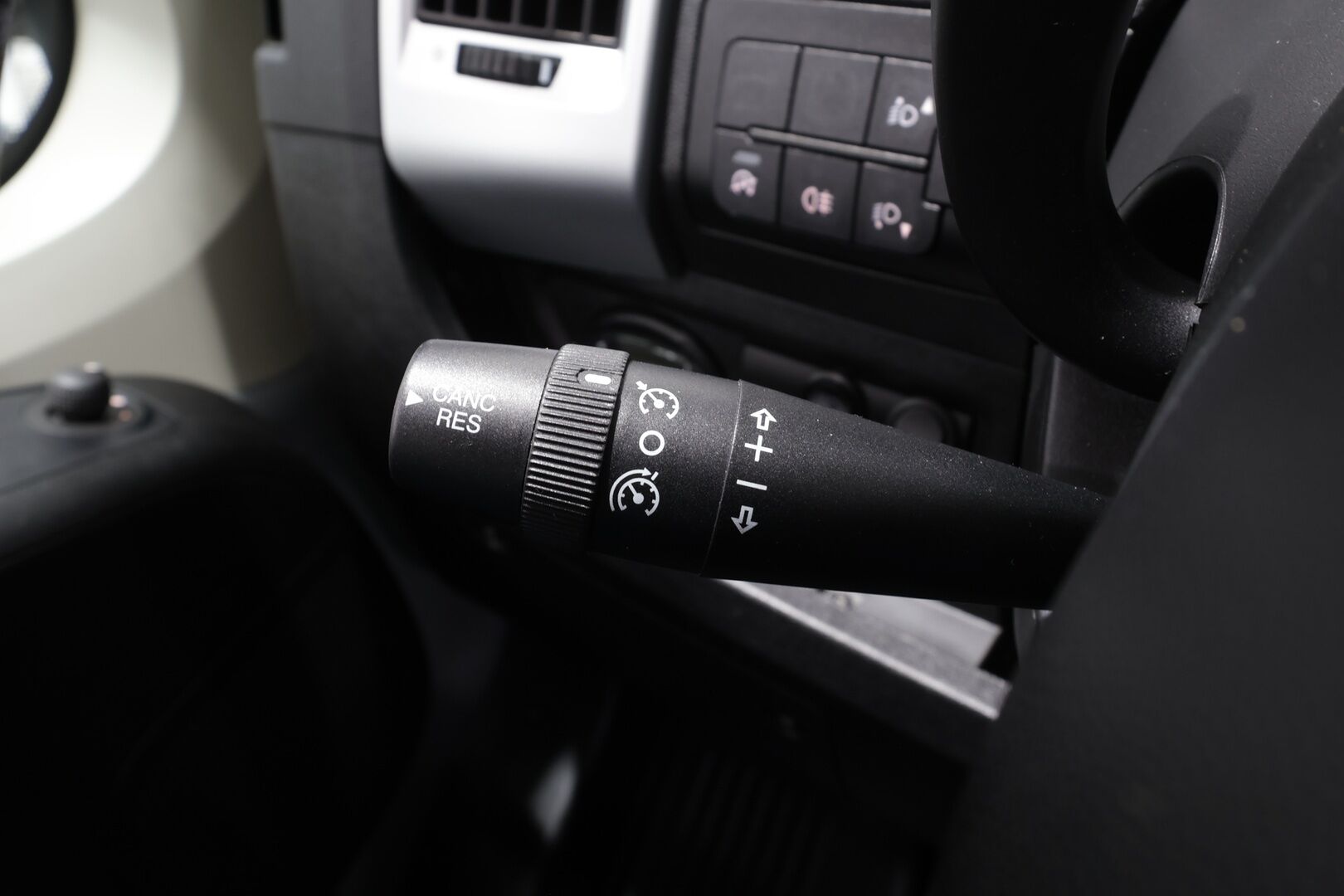 Citroen Jumper 2020 BlueHDi 140 35 L3H2 * Webasto / Vakkari / ALV / LED-lisävalo / Koukku / 2xRenkaat / Bluetooth * - Suomi-auto