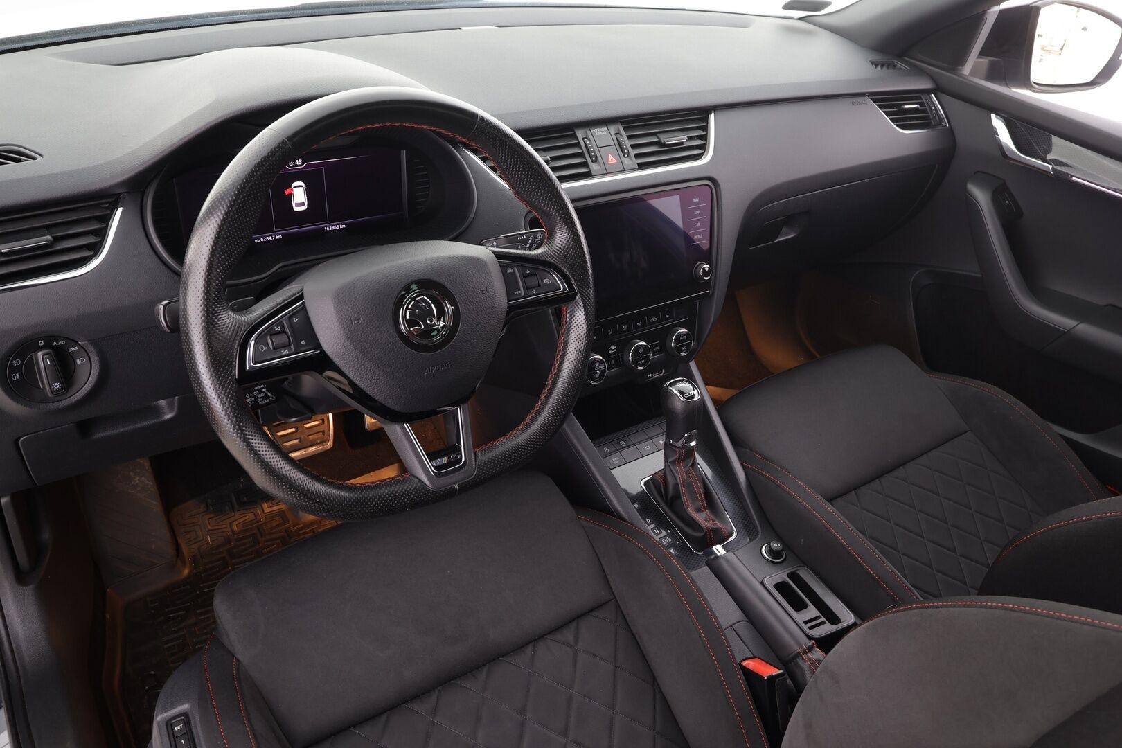 Skoda Octavia 2020 Combi 2,0 TSI RS BusinessLine DSG * ACC / Webasto / Muistipenkki / P.kamera / koukku/ LED  / Keyless / Navi* - 1.Om Suomi auto / Kahdet Renkaat - HULLUT JOULUT KORKOTARJOUS 2,49% 