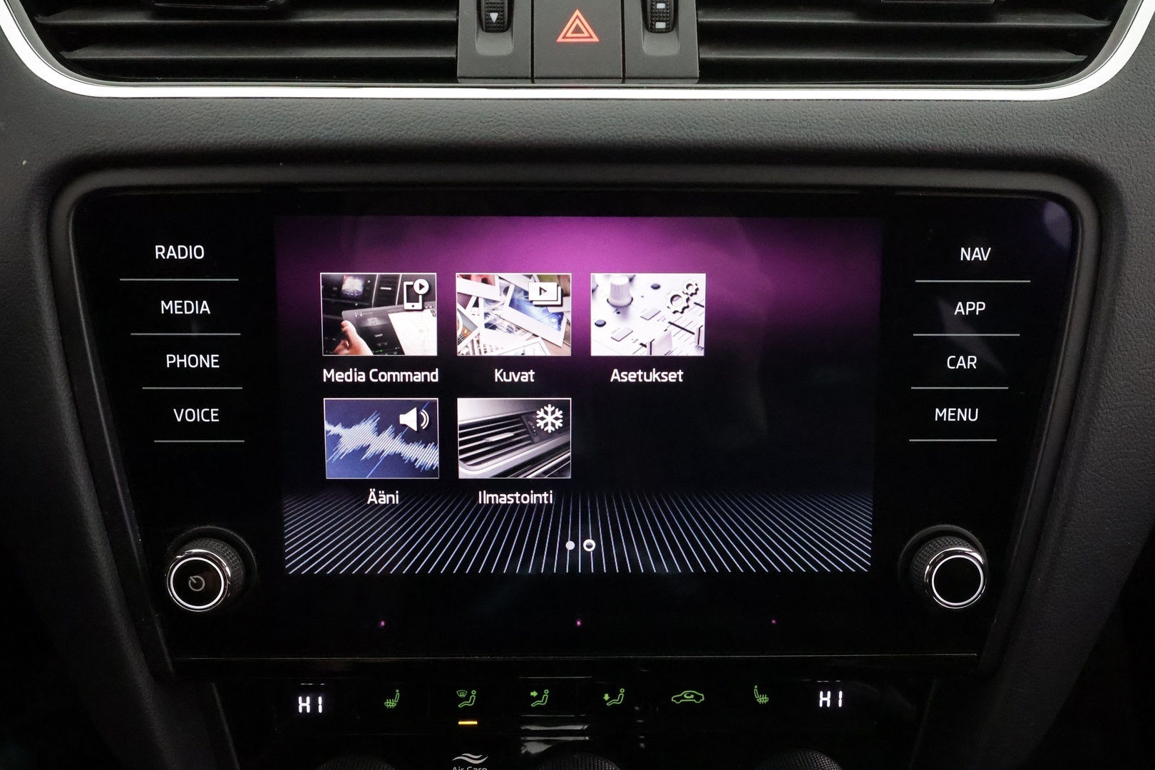 Skoda Octavia 2020 Combi 2,0 TSI RS BusinessLine DSG * ACC / Webasto / Muistipenkki / P.kamera / koukku/ LED  / Keyless / Navi* - 1.Om Suomi auto / Kahdet Renkaat - HULLUT JOULUT KORKOTARJOUS 2,49% 