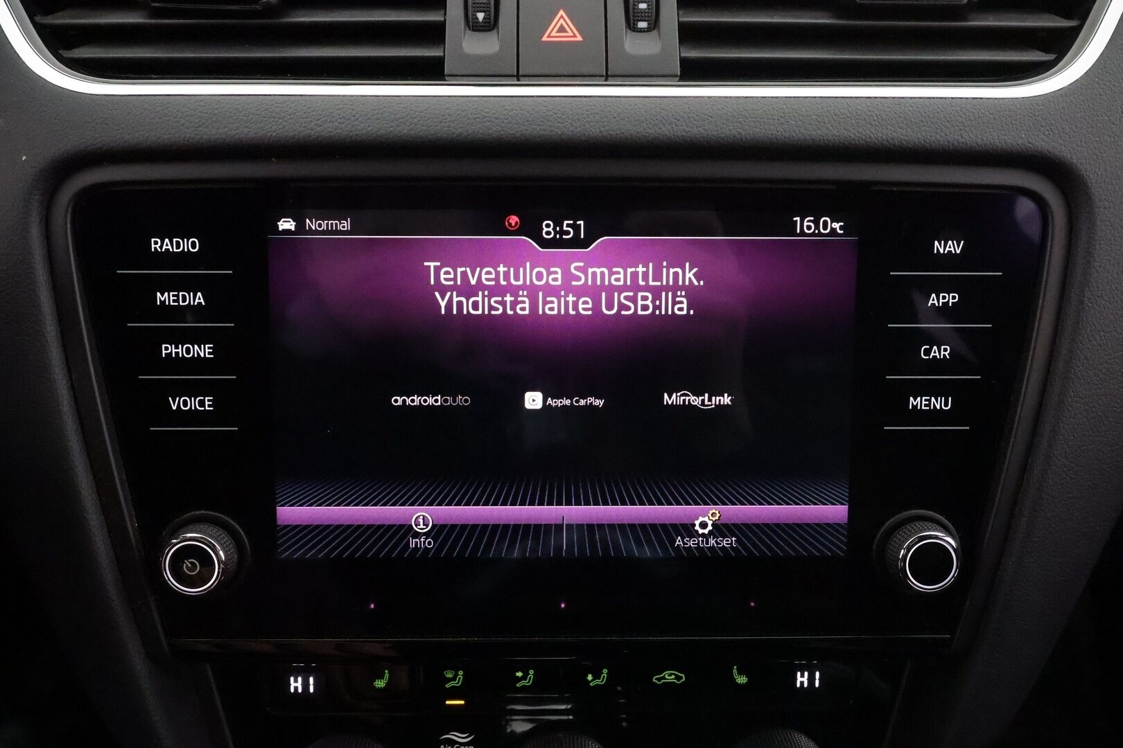 Skoda Octavia 2020 Combi 2,0 TSI RS BusinessLine DSG * ACC / Webasto / Muistipenkki / P.kamera / koukku/ LED  / Keyless / Navi* - 1.Om Suomi auto / Kahdet Renkaat - HULLUT JOULUT KORKOTARJOUS 2,49% 