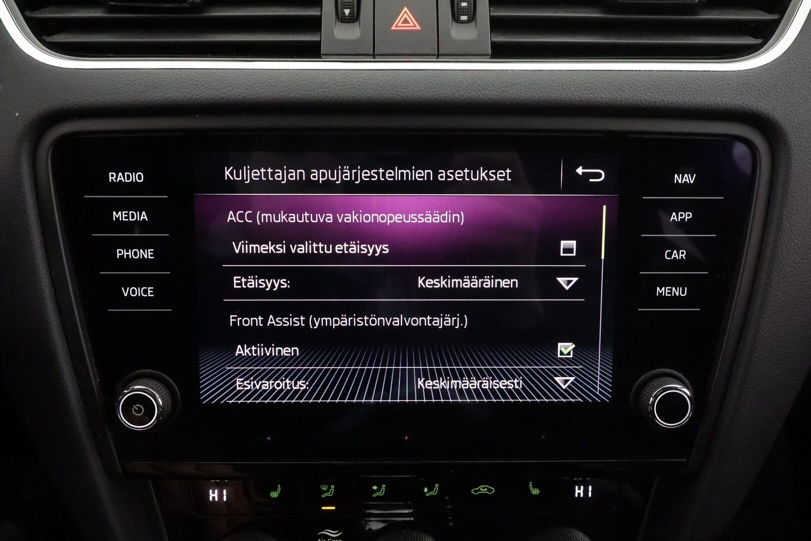 Skoda Octavia 2020 Combi 2,0 TSI RS BusinessLine DSG * ACC / Webasto / Muistipenkki / P.kamera / koukku/ LED  / Keyless / Navi* - 1.Om Suomi auto / Kahdet Renkaat - HULLUT JOULUT KORKOTARJOUS 2,49% 