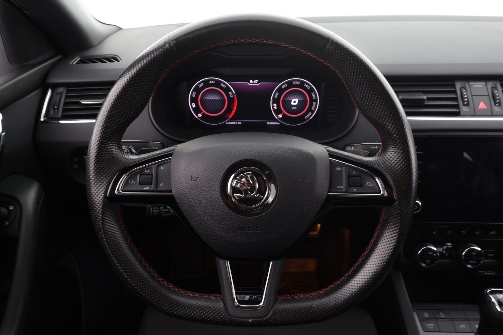 Skoda Octavia 2020 Combi 2,0 TSI RS BusinessLine DSG * ACC / Webasto / Muistipenkki / P.kamera / koukku/ LED  / Keyless / Navi* - 1.Om Suomi auto / Kahdet Renkaat - HULLUT JOULUT KORKOTARJOUS 2,49% 