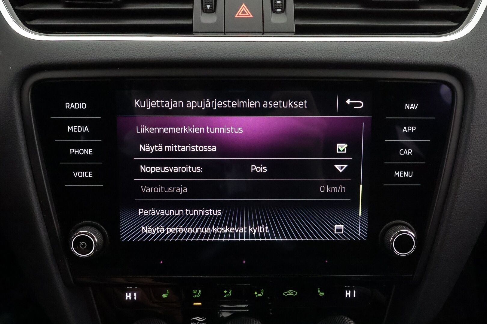 Skoda Octavia 2020 Combi 2,0 TSI RS BusinessLine DSG * ACC / Webasto / Muistipenkki / P.kamera / koukku/ LED  / Keyless / Navi* - 1.Om Suomi auto / Kahdet Renkaat - HULLUT JOULUT KORKOTARJOUS 2,49% 