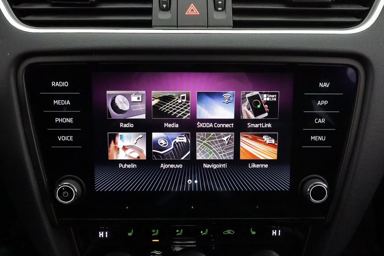 Skoda Octavia 2020 Combi 2,0 TSI RS BusinessLine DSG * ACC / Webasto / Muistipenkki / P.kamera / koukku/ LED  / Keyless / Navi* - 1.Om Suomi auto / Kahdet Renkaat - HULLUT JOULUT KORKOTARJOUS 2,49% 