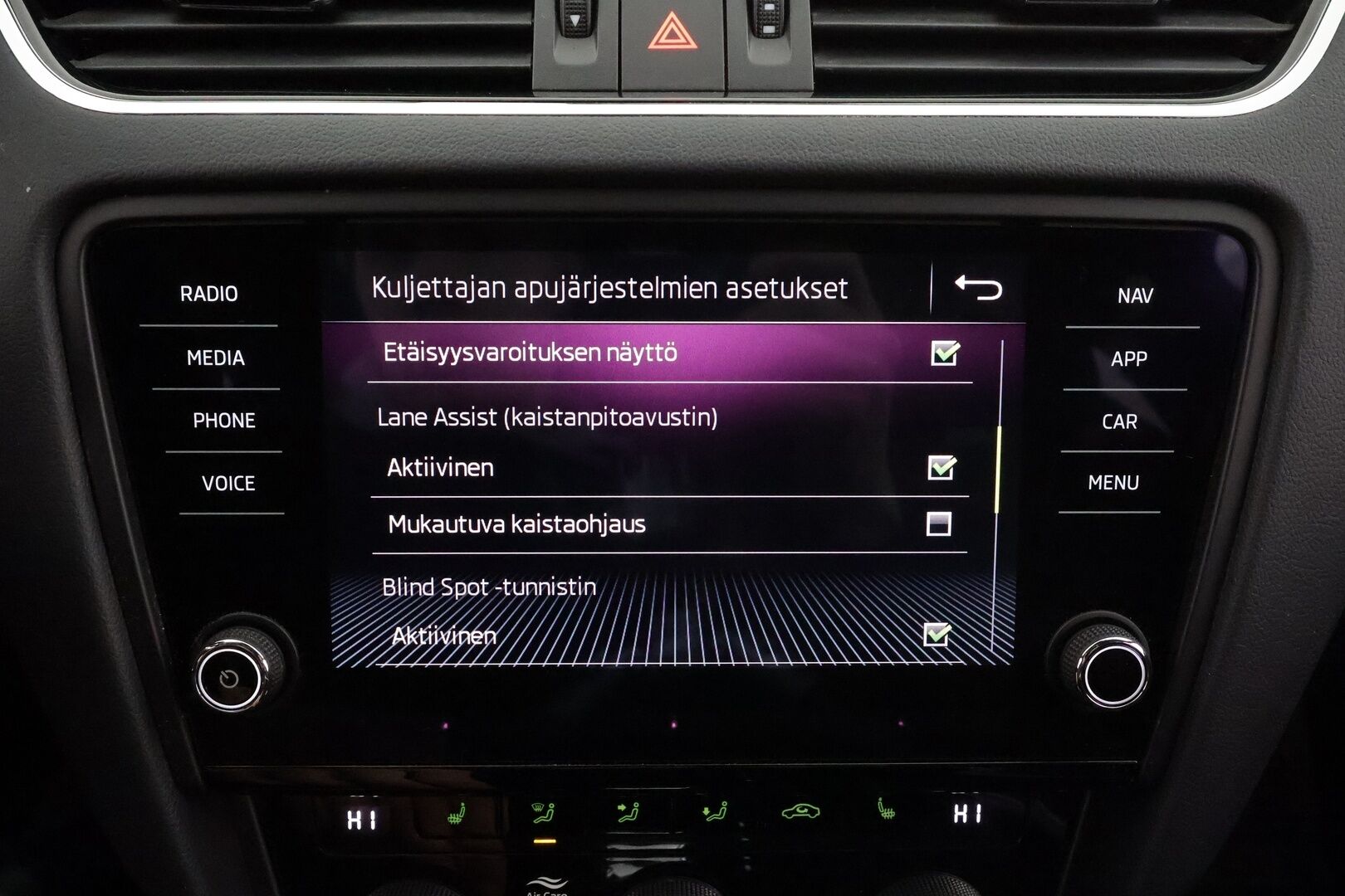 Skoda Octavia 2020 Combi 2,0 TSI RS BusinessLine DSG * ACC / Webasto / Muistipenkki / P.kamera / koukku/ LED  / Keyless / Navi* - 1.Om Suomi auto / Kahdet Renkaat - HULLUT JOULUT KORKOTARJOUS 2,49% 