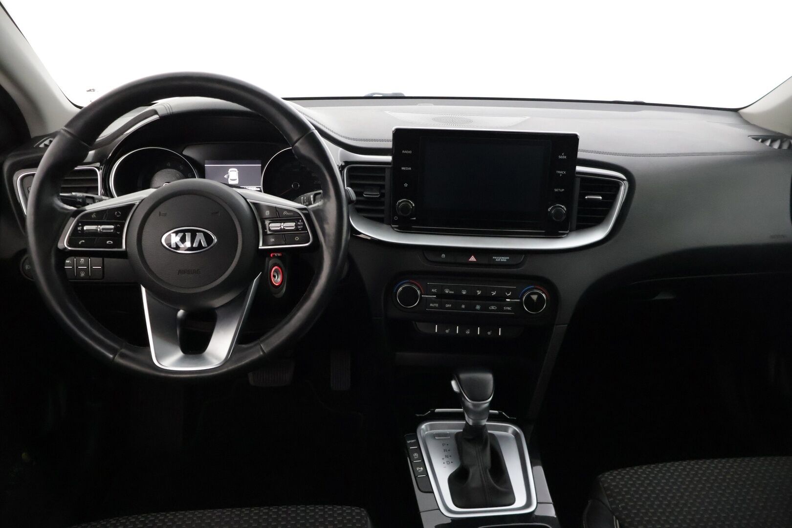 Kia XCEED 2020 1,4 T-GDI ISG 140hv LX DCT AT * P-kamera / Vakkari / Kaistallapitoavustin / AppleCarPlay / LED-valot * - 1 om. Suomi-auto / Kahdet renkaat Kian alumiinivanteilla! - HULLU BLACKWEEK KORKOTARJOUS 2,49%