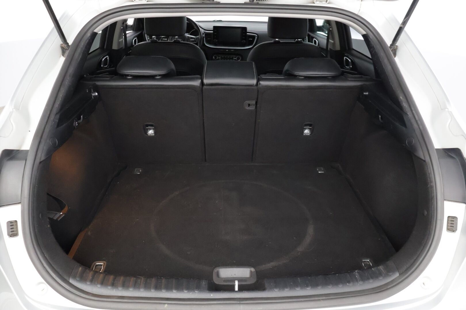 Kia XCEED 2020 1,4 T-GDI ISG 140hv LX DCT AT * P-kamera / Vakkari / Kaistavahti / AppleCarPlay / LED-valot * - 1 om. Suomi-auto / Kahdet renkaat Kian alumiinivanteilla!