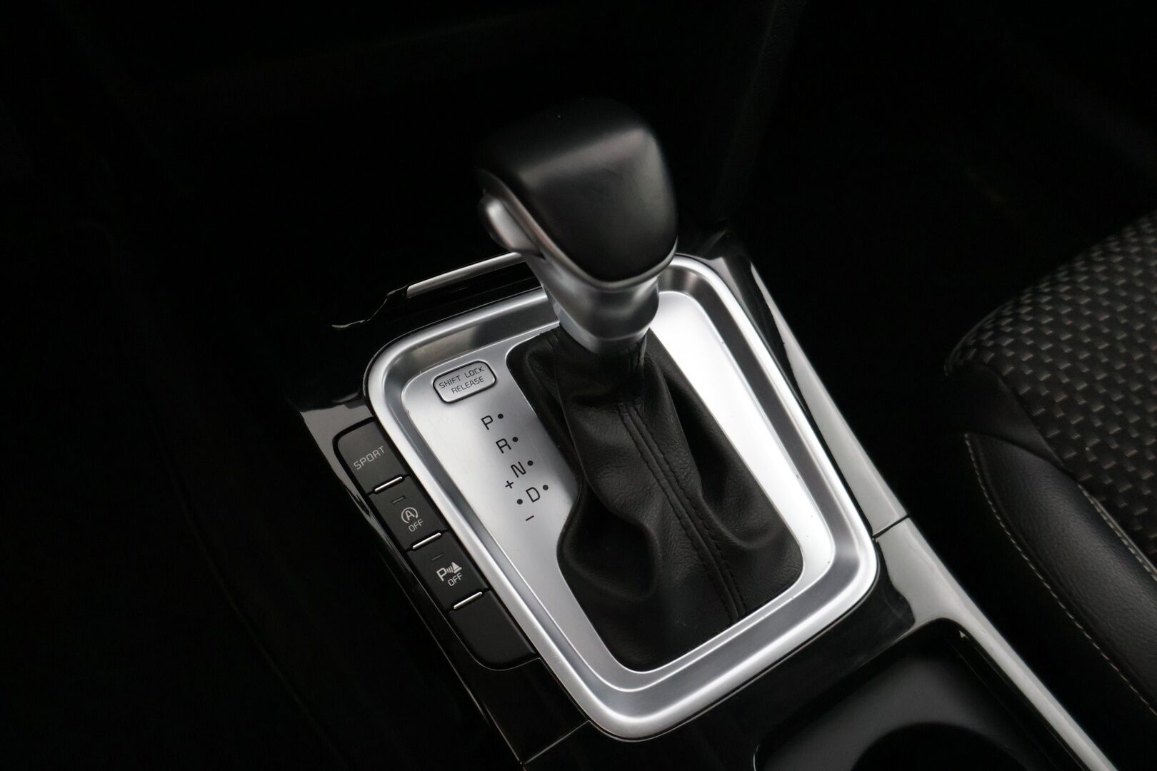 Kia XCEED 2020 1,4 T-GDI ISG 140hv LX DCT AT * P-kamera / Vakkari / Kaistallapitoavustin / AppleCarPlay / LED-valot * - 1 om. Suomi-auto / Kahdet renkaat Kian alumiinivanteilla! - HULLU BLACKWEEK KORKOTARJOUS 2,49%