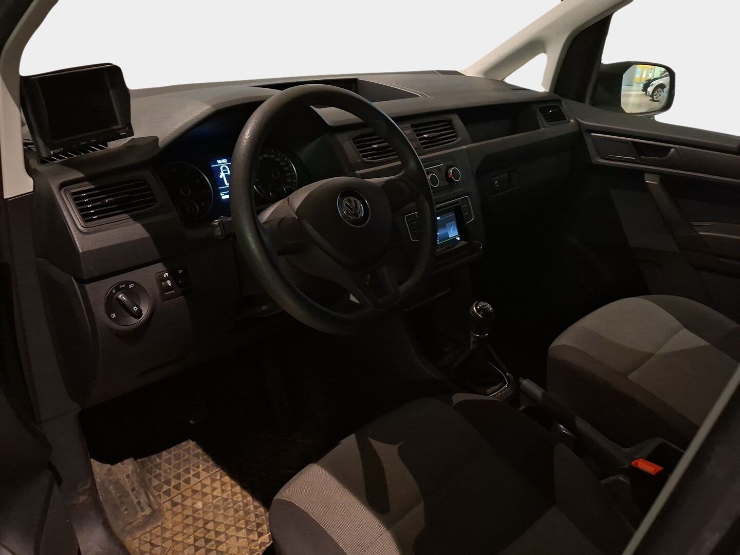 Volkswagen Caddy 2020 1,4 TGI 81kW maakaasu/bens *P.kamera / Lohko.S.Pistoke / Vakkari / Koukku* - Katso hinta! /  Viimeisin huolto 46tkm! / Edullinen pitää! 