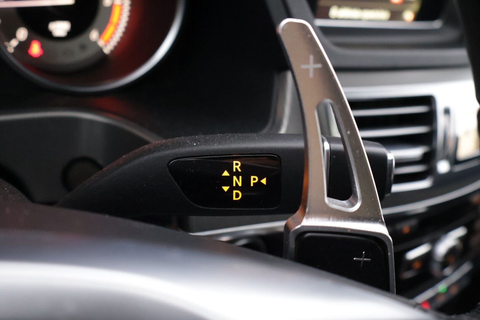 Mercedes-Benz E 2013 200 CDI BE T A Premium Business - | AMG sisä ja ulkopaketti | Ei AdBlue | Nahka -alcantara | Lohko+ sisähaara | Rattivaihteet | 7G-tronic |