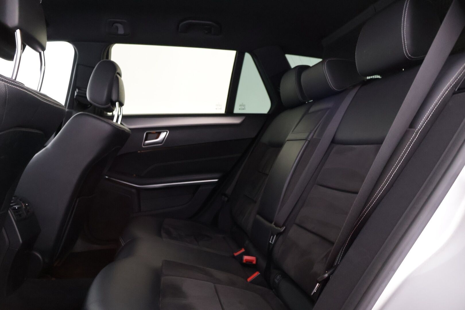 Mercedes-Benz E 2013 200 CDI BE T A Premium Business - | AMG sisä ja ulkopaketti | Ei AdBlue | Nahka -alcantara | Lohko+ sisähaara | Rattivaihteet | 7G-tronic |