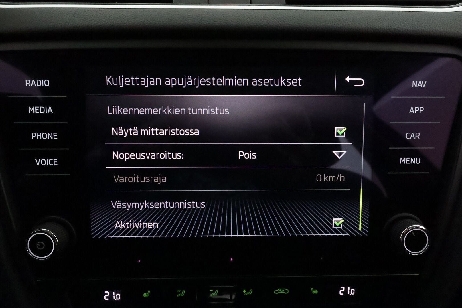 Skoda Octavia 2020 Combi 1,5 TSI Style BusinessLine DSG *ACC / Webasto / LED / Navi / KeylessGo / P.kamera* - Suomi-auto 