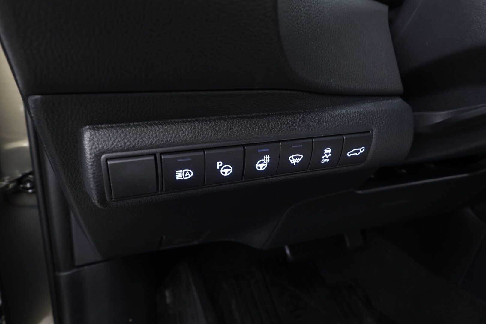 Toyota Corolla 2020 Touring Sports 1,8 Hybrid Style -  | ACC | Kaistavahti | Lohko+Sisä | P.Kamera | Sporttipenkit | Navi | LED | Ratinlämmitin | Keyless | Sähköluukku | Suomi-auto | Kahdet renkaat aluvanteilla | Merkkihuollettu | 