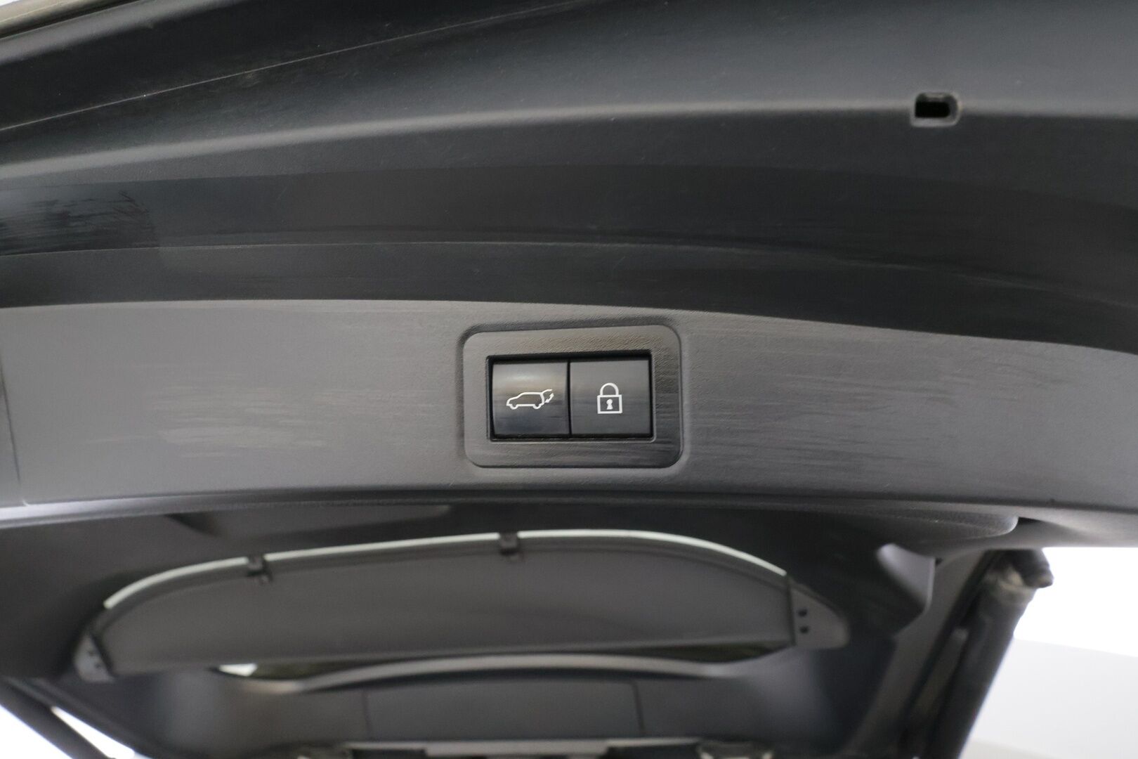 Toyota Corolla 2020 Touring Sports 1,8 Hybrid Style -  | ACC | Kaistavahti | Lohko+Sisä | P.Kamera | Sporttipenkit | Navi | LED | Ratinlämmitin | Keyless | Sähköluukku | Suomi-auto | Kahdet renkaat aluvanteilla | Merkkihuollettu | 