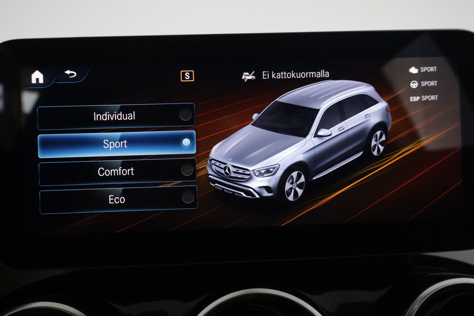 Mercedes-Benz GLC 2019 200 d 4MATIC A Business * LED / Sähkökontti / Urheiluisuimet / Sähköinen vetokoukku / Peruutuskamera * - 3,99 % KORKOTARJOUS TÄHÄN AUTOON - FACELIFT / Todella hyvä huoltohistoria / Renkaat ok / Siisti maalipinta*