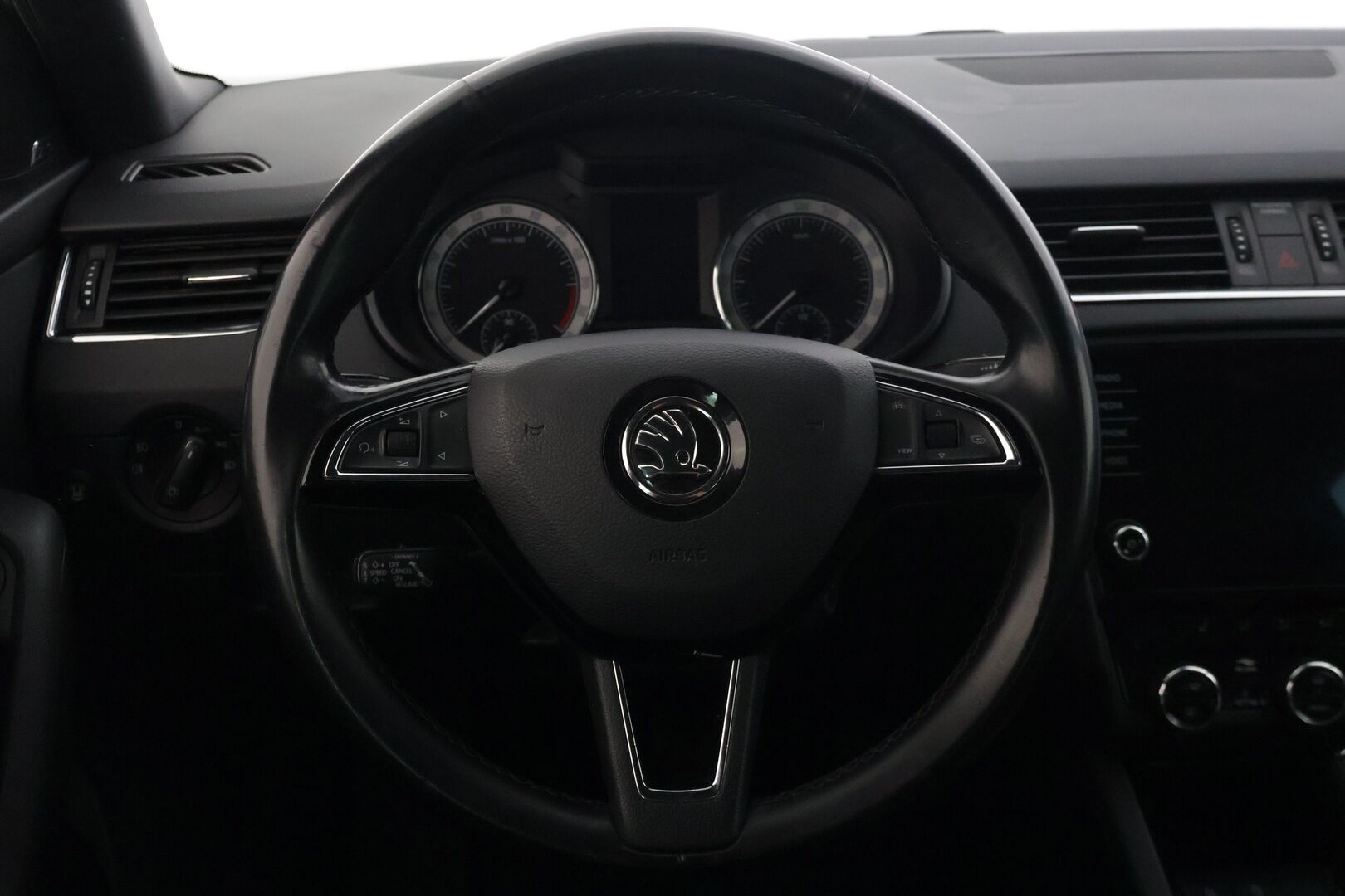 Skoda Octavia 2019 Combi 2,0 TDI 150 Style BusinessLine DSG Autom. - | Suomi-auto | Vetokoukku | Ambient | KeyLess Go | Peruutuskamera  | Blind spot assist | Lane assist |