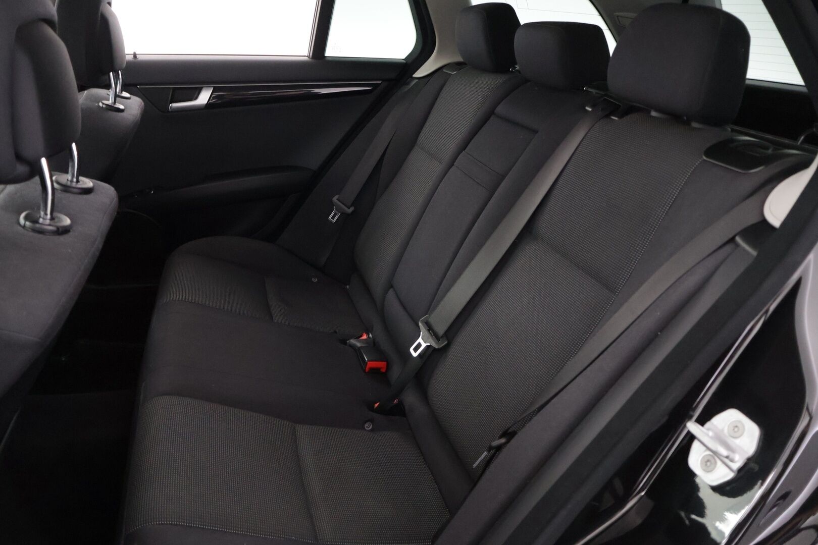 Mercedes-Benz C 2012 180 BE - Juuri saapunut | Lohkolämmitin | Vakkari | Avantgarde | Tutkat | Kahdet renkaat | Jakoketju vaihdettu 