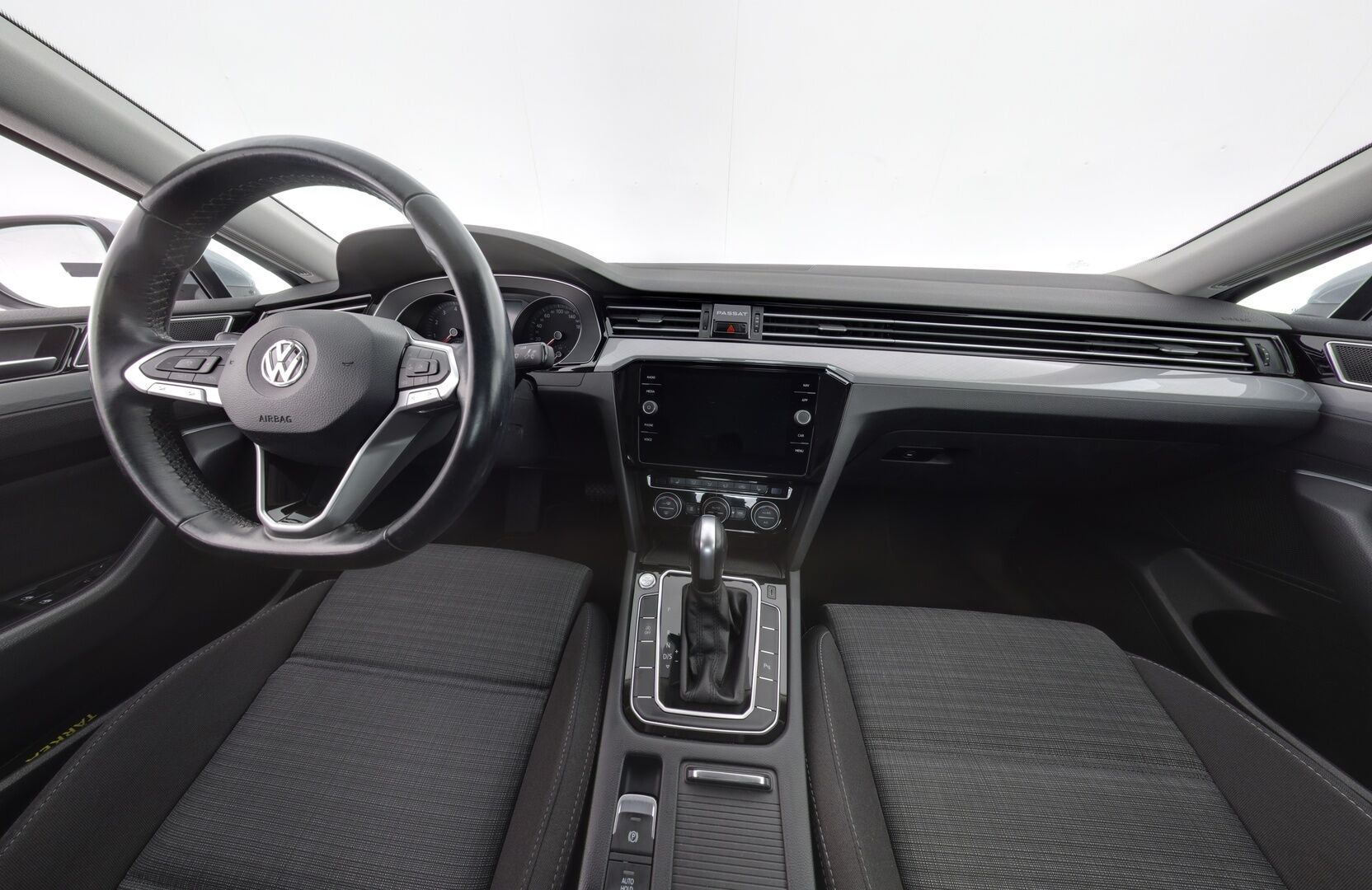 Volkswagen Passat 2020 Sedan Style 1,5 TSI EVO 110 kW DSG-automaatti  / Adapt. Vakkari / P-kamera / Kaistavahti / Apple&Android  / KeylessGo - / Kattavat varusteet / Webasto kaukosäädöllä /  1-om. Suomi-auto / PA-lisälämmitin  / LED-valot / 