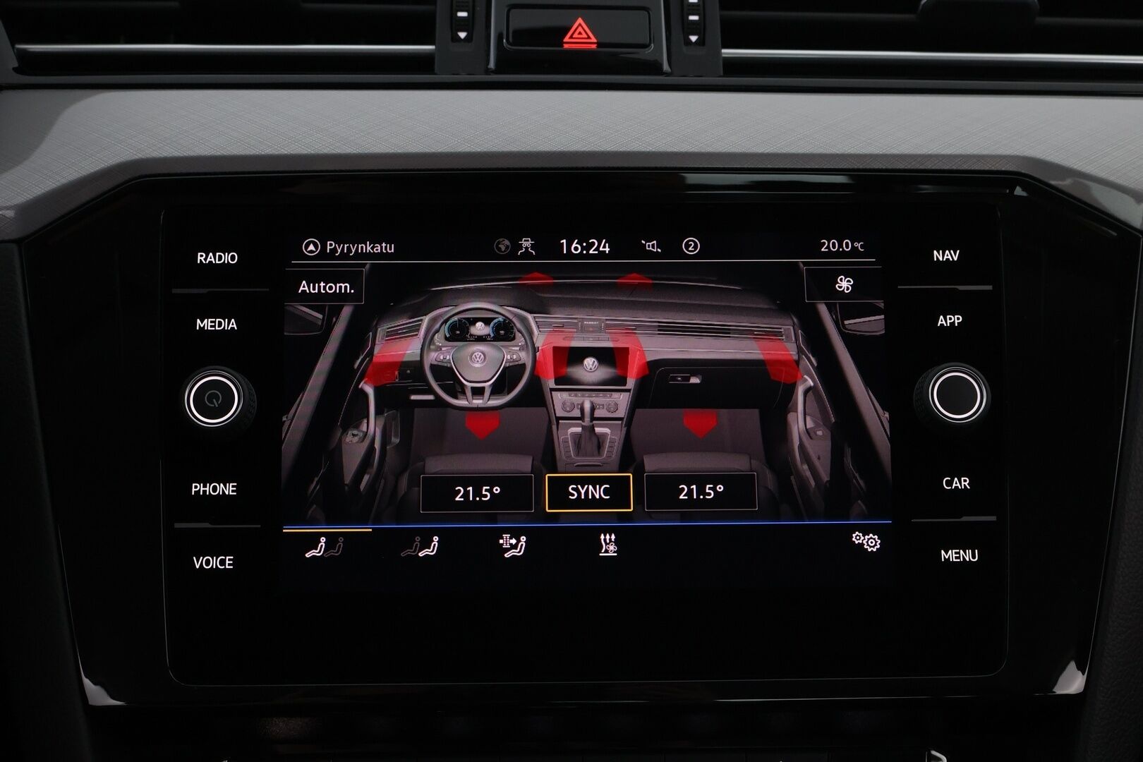 Volkswagen Passat 2020 Sedan Style 1,5 TSI EVO 110 kW DSG-automaatti * Webasto / Adapt.Vakkari / Peruutuskamera / Vetokoukku / KeylessGo - Suomiauto / LED / Huippuvarusteet!