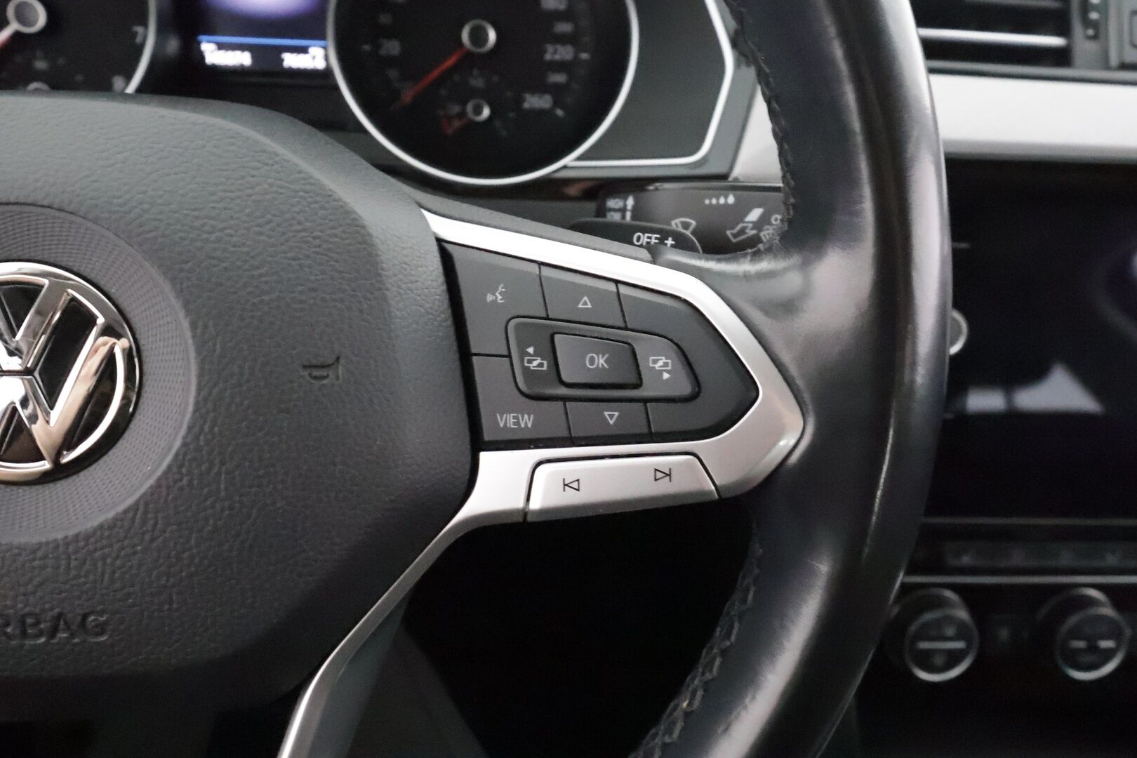 Volkswagen Passat 2020 Sedan Style 1,5 TSI EVO 110 kW DSG-automaatti - Webasto | Suomi-auto | ACC | Koukku | Carplay | KeylessGo | LED