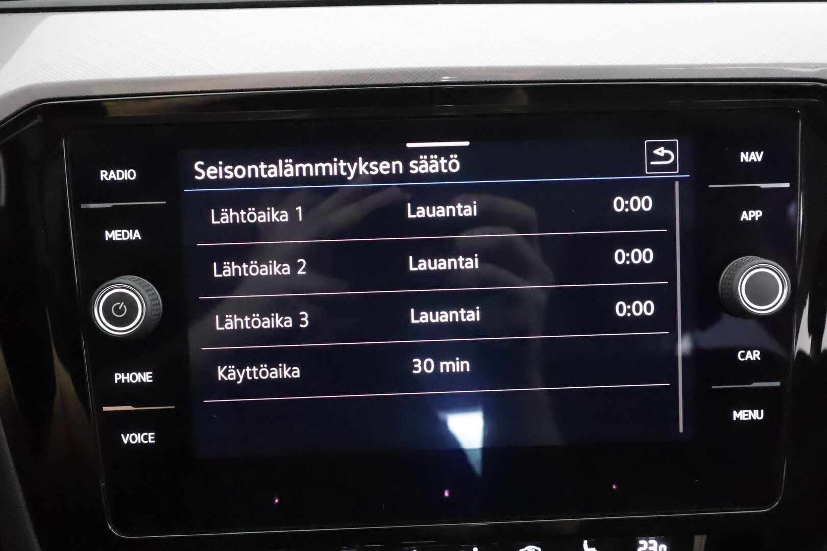 Volkswagen Passat 2020 Sedan Style 1,5 TSI EVO 110 kW DSG-automaatti - Webasto | Suomi-auto | ACC | Koukku | Carplay | KeylessGo | LED
