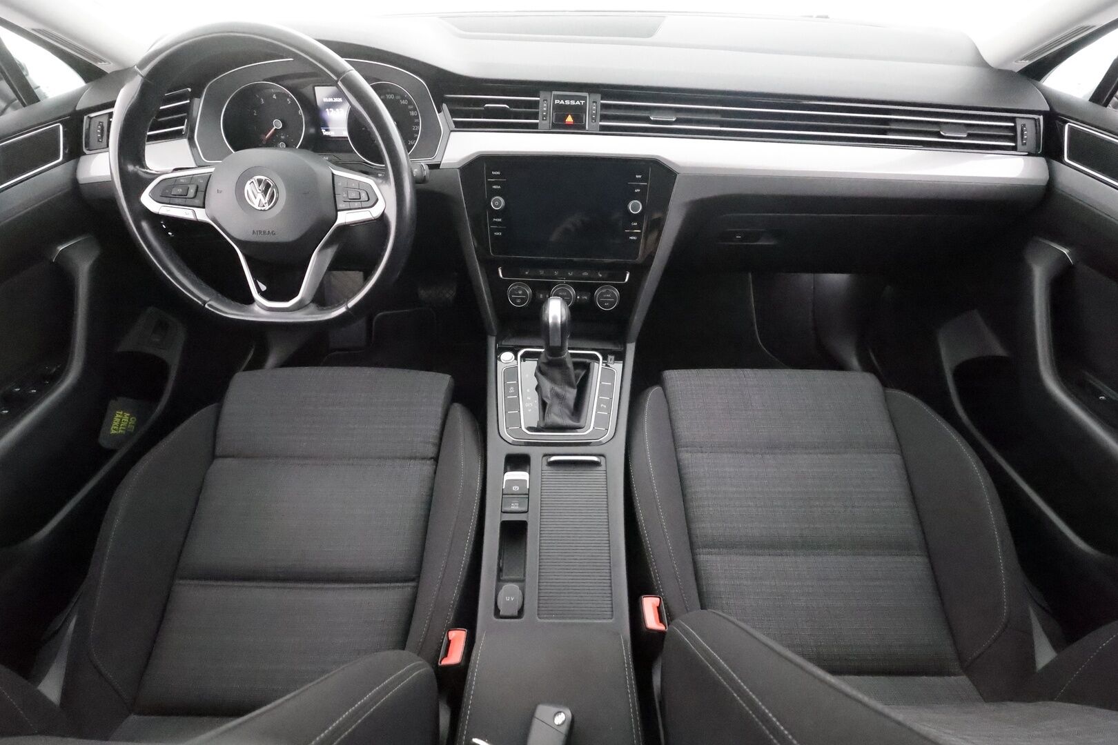 Volkswagen Passat 2020 Sedan Style 1,5 TSI EVO 110 kW DSG-automaatti - Webasto | Suomi-auto | ACC | Koukku | Carplay | KeylessGo | LED