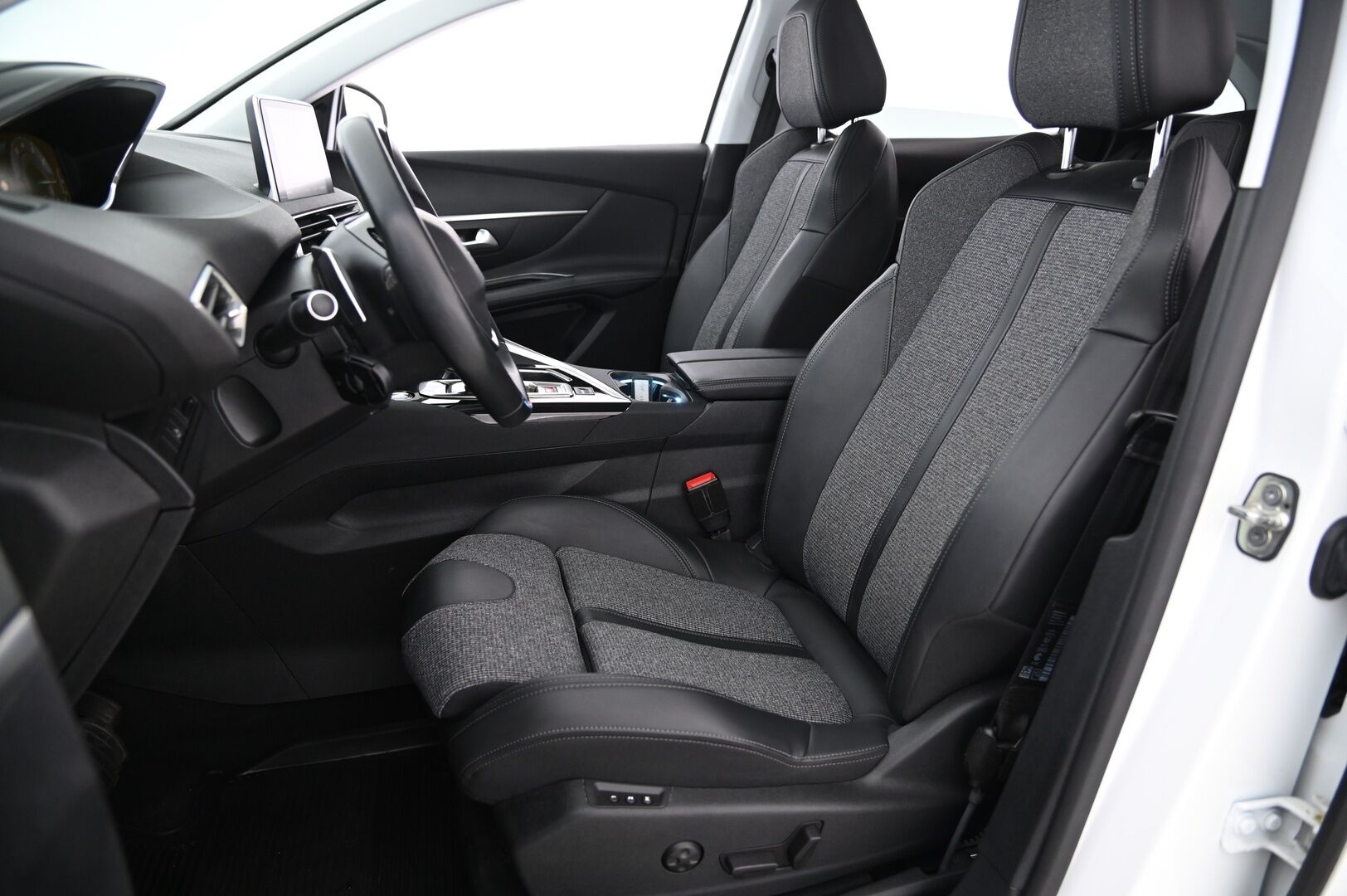 Peugeot 3008 2020 Motion Allure PureTech 130 EAT8-automaatti *Muistipenkki / Koukku / Sporttipenkit / Full Led / Lohko* - Suomiauto / Merkkihuollettu / Juuri katsastttu / Blis