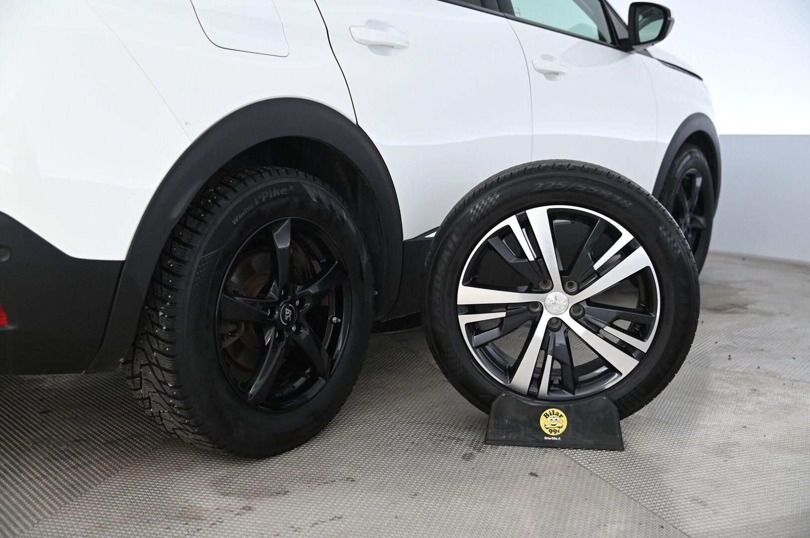 Peugeot 3008 2020 Motion Allure PureTech 130 EAT8-automaatti *Muistipenkki / Koukku / Sporttipenkit / Full Led / Lohko* - Suomiauto / Merkkihuollettu / Juuri katsastttu / Blis