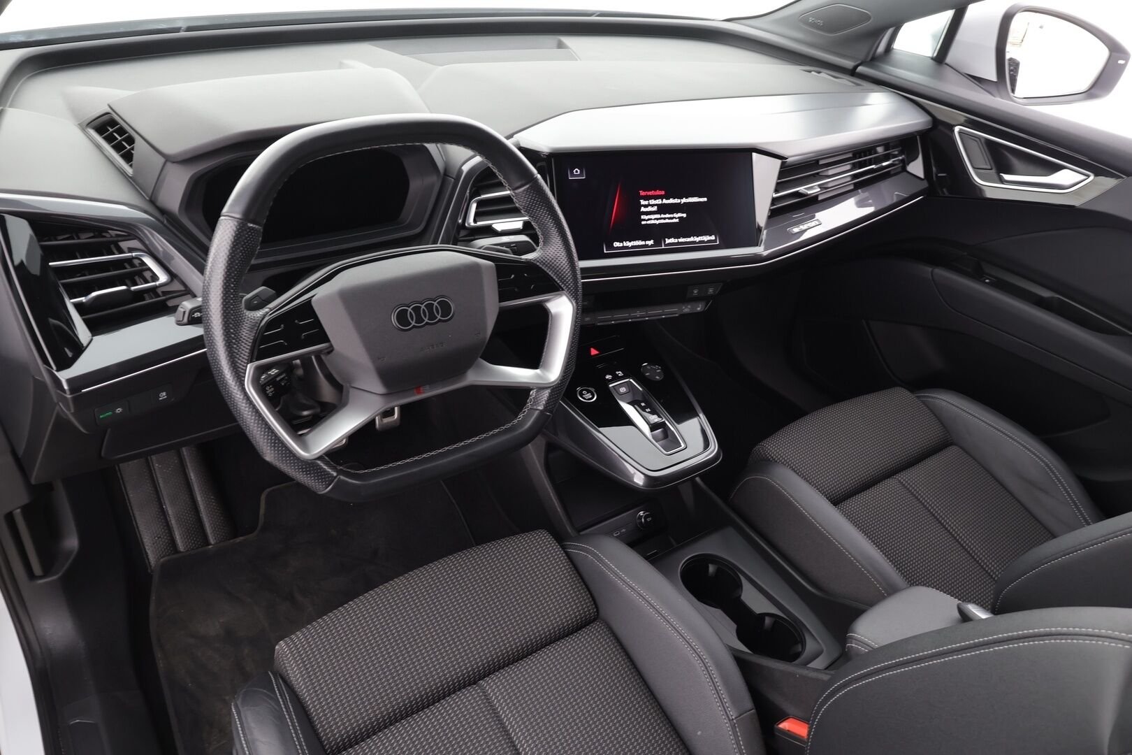 Audi Q4 e-tron 2022 50 e-tron Sportback quattro S-Line * ACC / ILP / LED / Sonos / P.Kamera / Sporttipenkit / Apple&Android * - Suomi-auto / Kahdet Renkaat / Koti & Kauppalaturi - HULLUT AVAJAISHULINAT KORKOTARJOUS 3,29 %