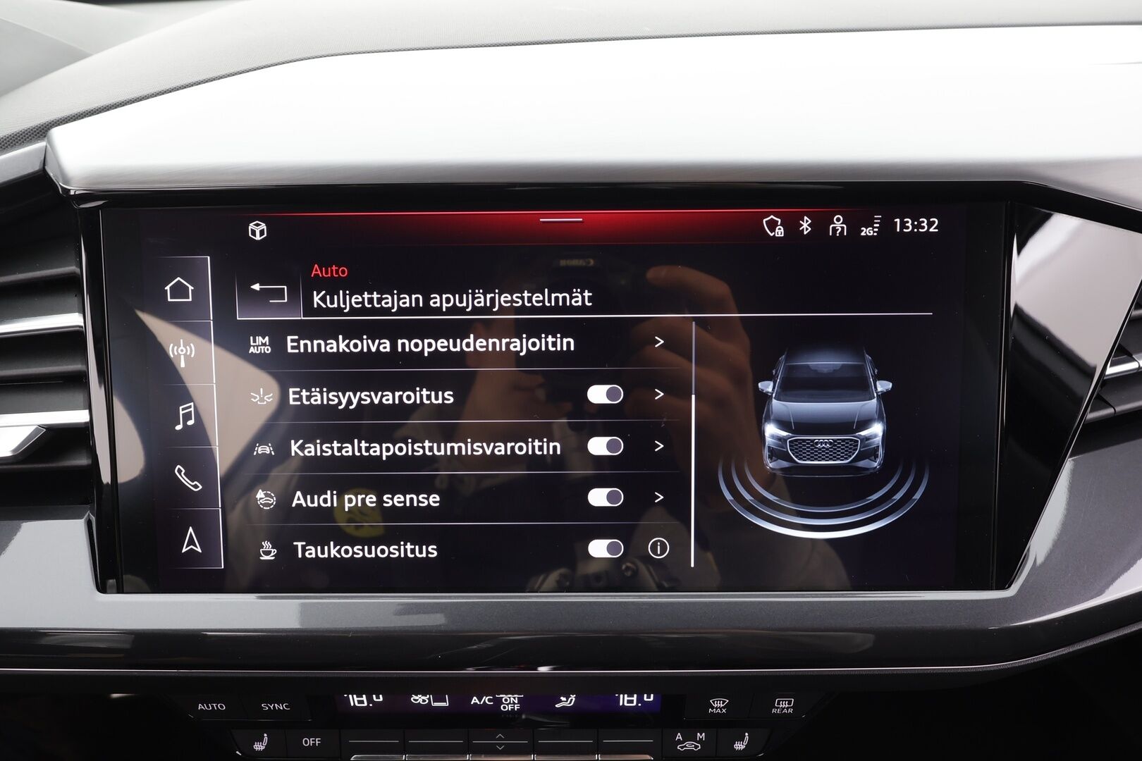 Audi Q4 e-tron 2022 50 e-tron Sportback quattro S-Line * ACC / ILP / LED / Sonos / P.Kamera / Sporttipenkit / Apple&Android * - Suomi-auto / Kahdet Renkaat / Koti & Kauppalaturi - HULLUT AVAJAISHULINAT KORKOTARJOUS 3,29 %