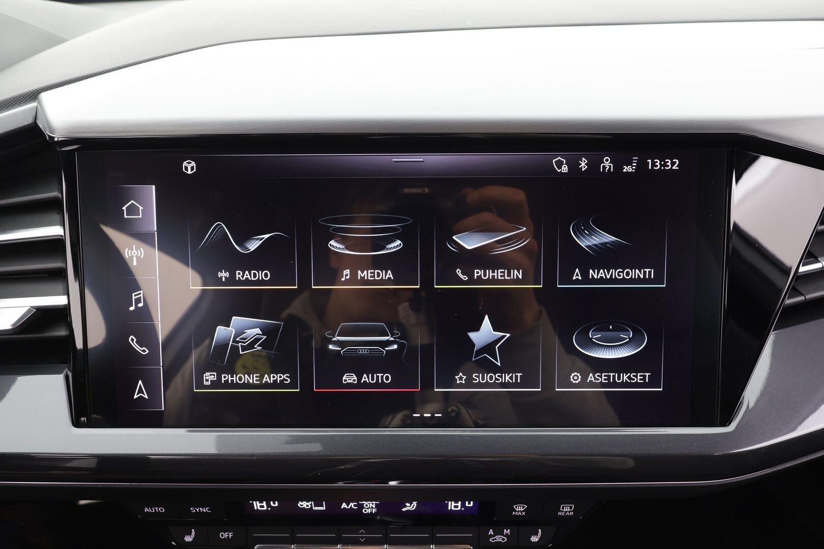 Audi Q4 e-tron 2022 50 e-tron Sportback quattro S-Line * ACC / ILP / LED / Sonos / P.Kamera / Sporttipenkit / Apple&Android * - Suomi-auto / Kahdet Renkaat / Koti & Kauppalaturi - HULLUT AVAJAISHULINAT KORKOTARJOUS 3,29 %