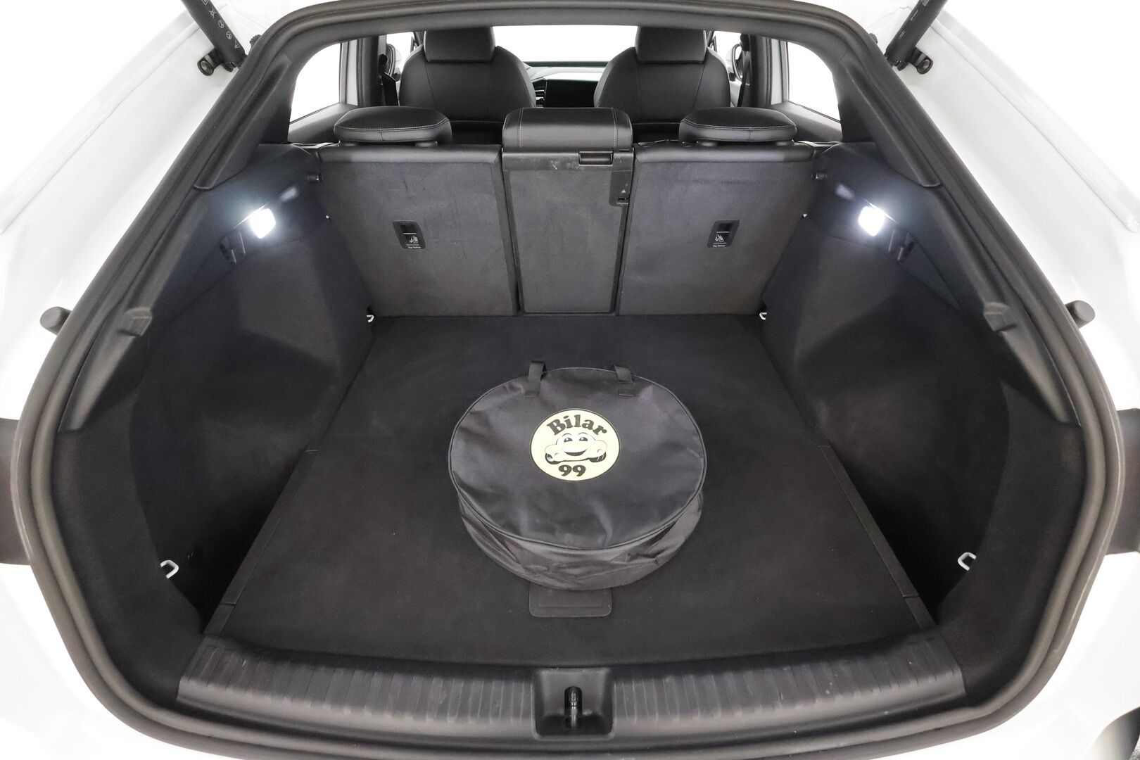 Audi Q4 e-tron 2022 50 e-tron Sportback quattro S-Line * ACC / ILP / LED / Sonos / P.Kamera / Sporttipenkit / Apple&Android * - Suomi-auto / Kahdet Renkaat / Koti & Kauppalaturi - HULLUT AVAJAISHULINAT KORKOTARJOUS 3,29 %