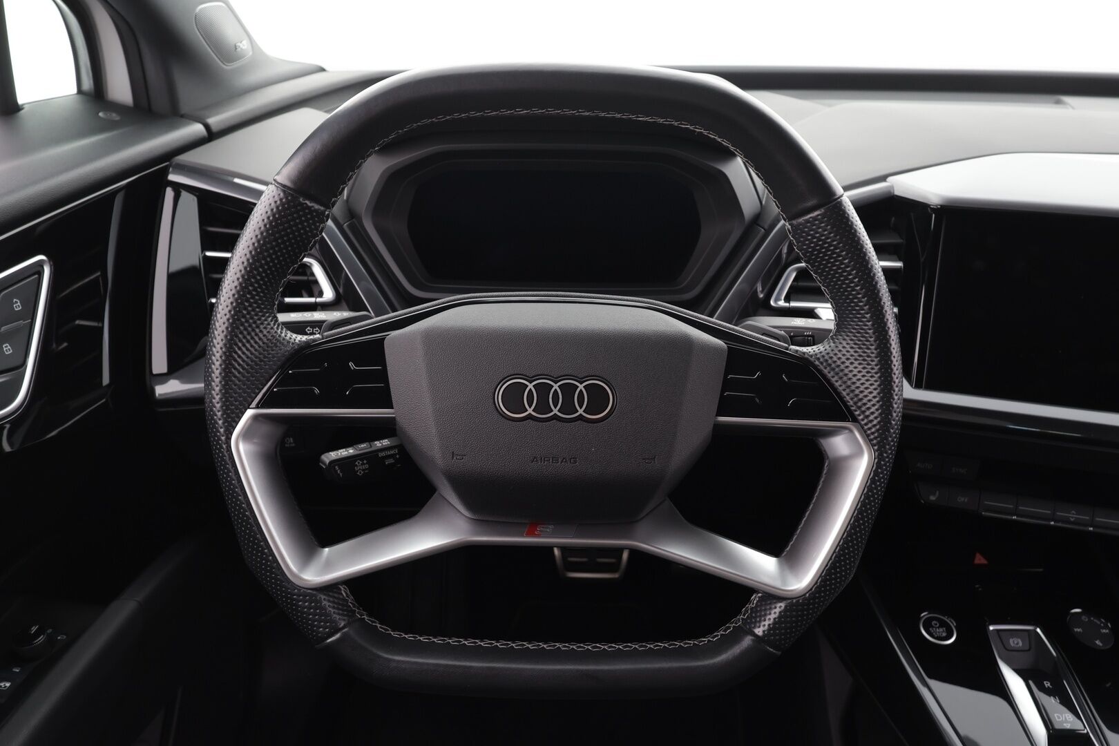 Audi Q4 e-tron 2022 50 e-tron Sportback quattro S-Line * ACC / ILP / LED / Sonos / P.Kamera / Sporttipenkit / Apple&Android * - Suomi-auto / Kahdet Renkaat / Koti & Kauppalaturi - HULLUT AVAJAISHULINAT KORKOTARJOUS 3,29 %