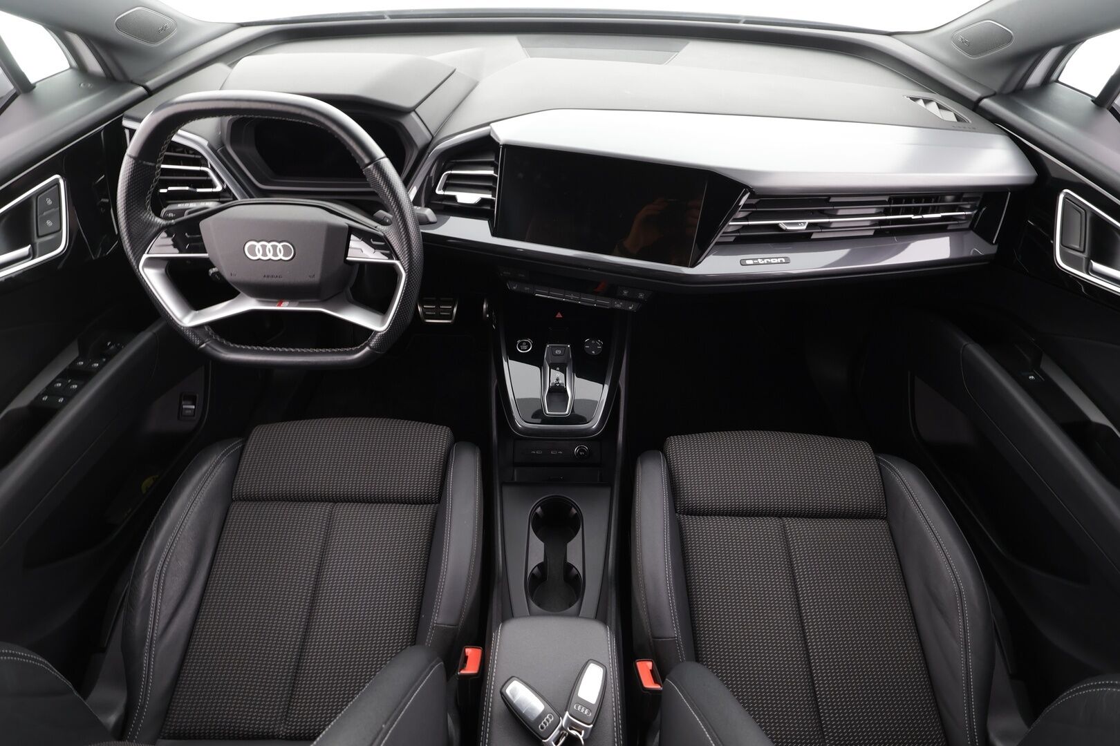 Audi Q4 e-tron 2022 50 e-tron Sportback quattro S-Line * ACC / ILP / LED / Sonos / P.Kamera / Sporttipenkit / Apple&Android * - Suomi-auto / Kahdet Renkaat / Koti & Kauppalaturi - HULLUT AVAJAISHULINAT KORKOTARJOUS 3,29 %