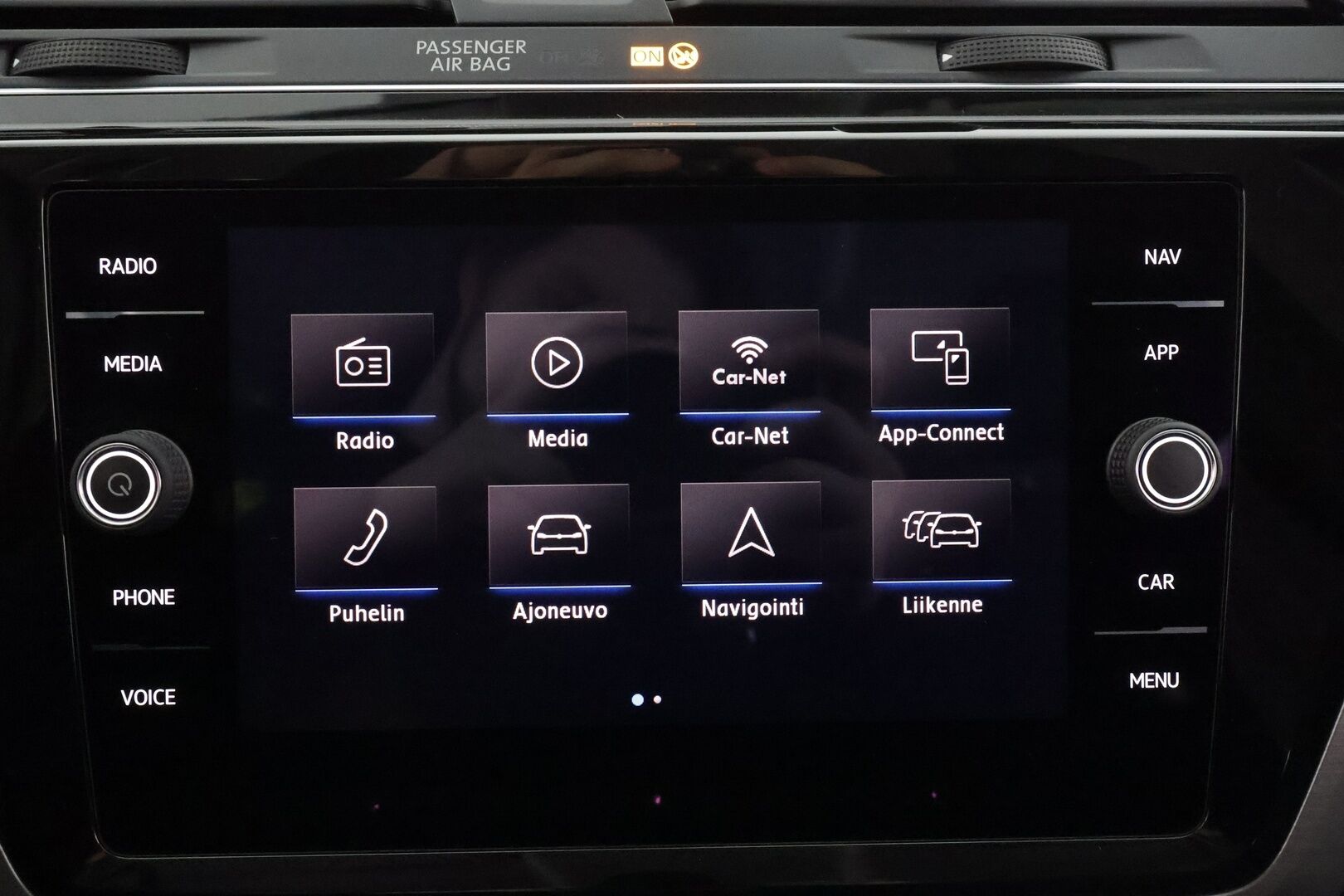 Volkswagen Touran 2020 2,0 TDI SCR 85 kW DSG 7-P - * ACC | Webasto | P.tutkat | LED | Apple&Android | 3-Alueinen ilmastointi | 1.Om Suomi-auto | Kahdet Renkaat*