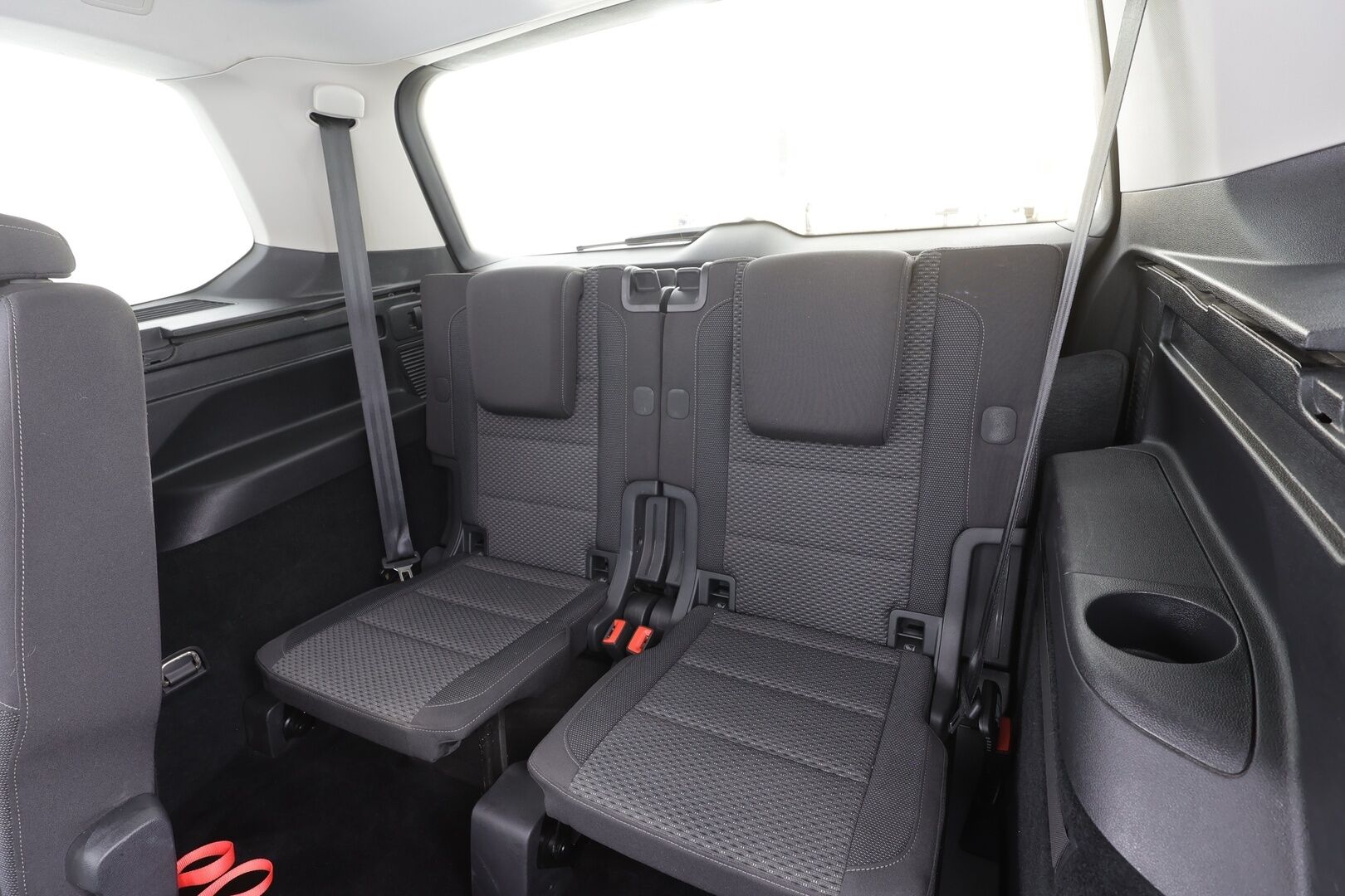Volkswagen Touran 2020 2,0 TDI SCR 85 kW DSG 7-P - * ACC | Webasto | P.tutkat | LED | Apple&Android | 3-Alueinen ilmastointi | 1.Om Suomi-auto | Kahdet Renkaat*