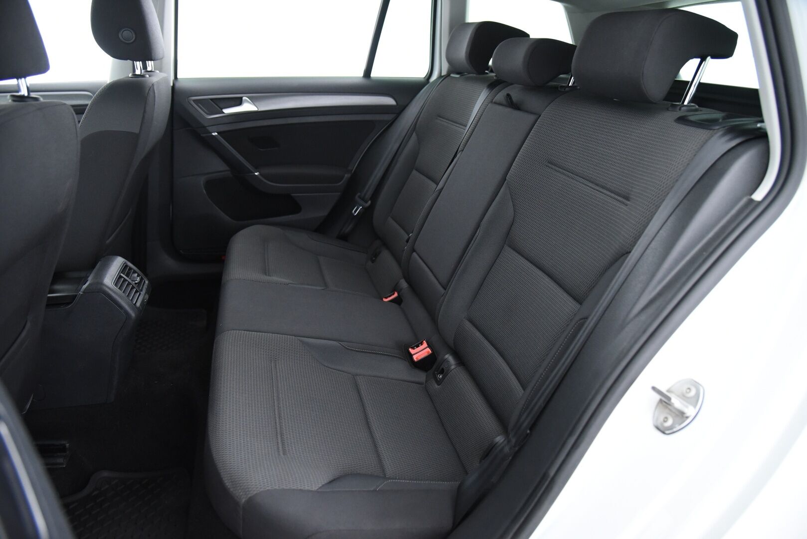 Volkswagen Golf 2020 Variant Comfortline Limited 1,5 TSI EVO 110 kW (150 hv) DSG-aut / Adapt.vak / Webasto / LED / P-kamera - Kaukovaloautomatiikka / Winter paketti / Suomi-auto 