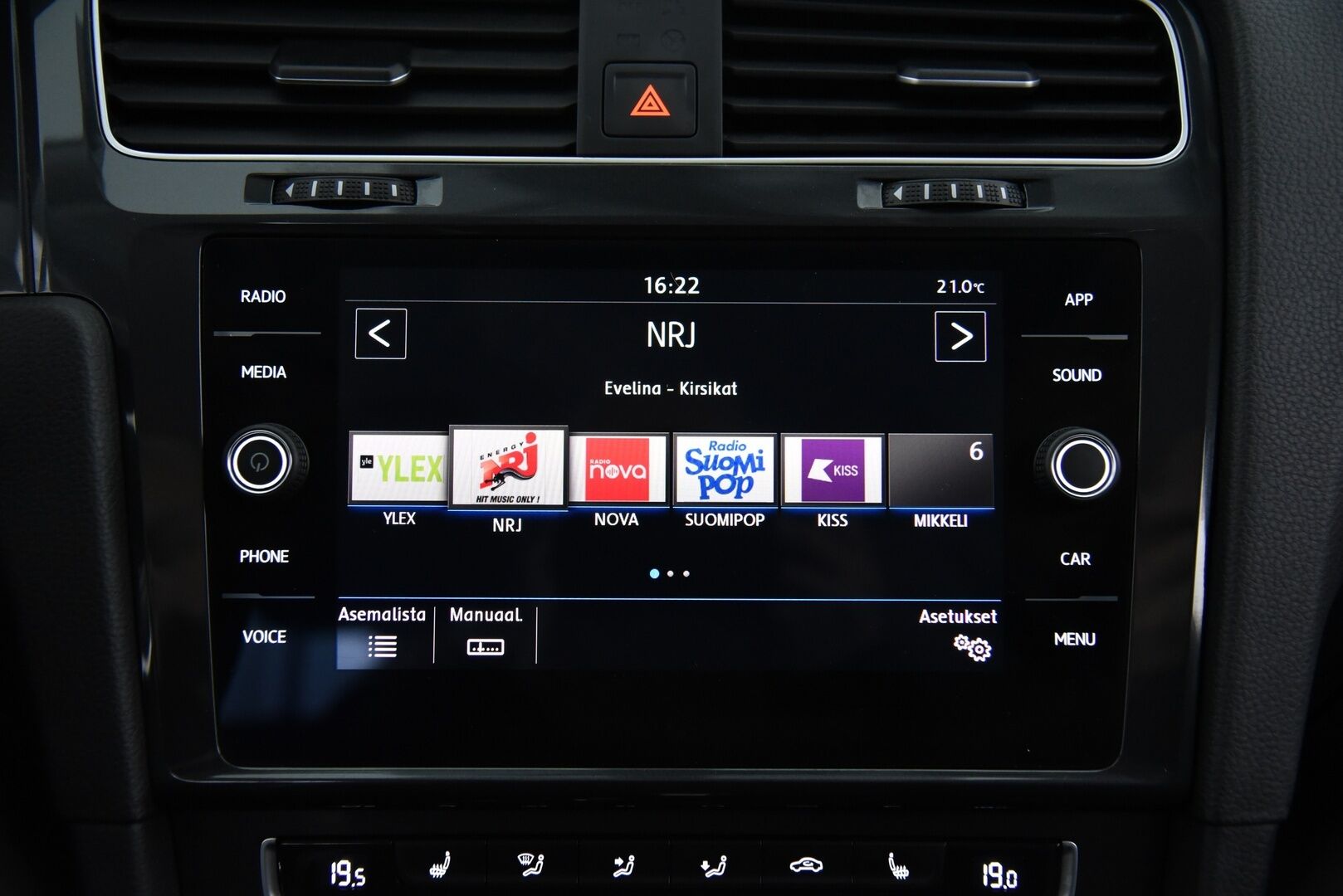 Volkswagen Golf 2020 Variant Comfortline Limited 1,5 TSI EVO 110 kW (150 hv) DSG-aut / Adapt.vak / Webasto / LED / P-kamera - Kaukovaloautomatiikka / Winter paketti / Suomi-auto 