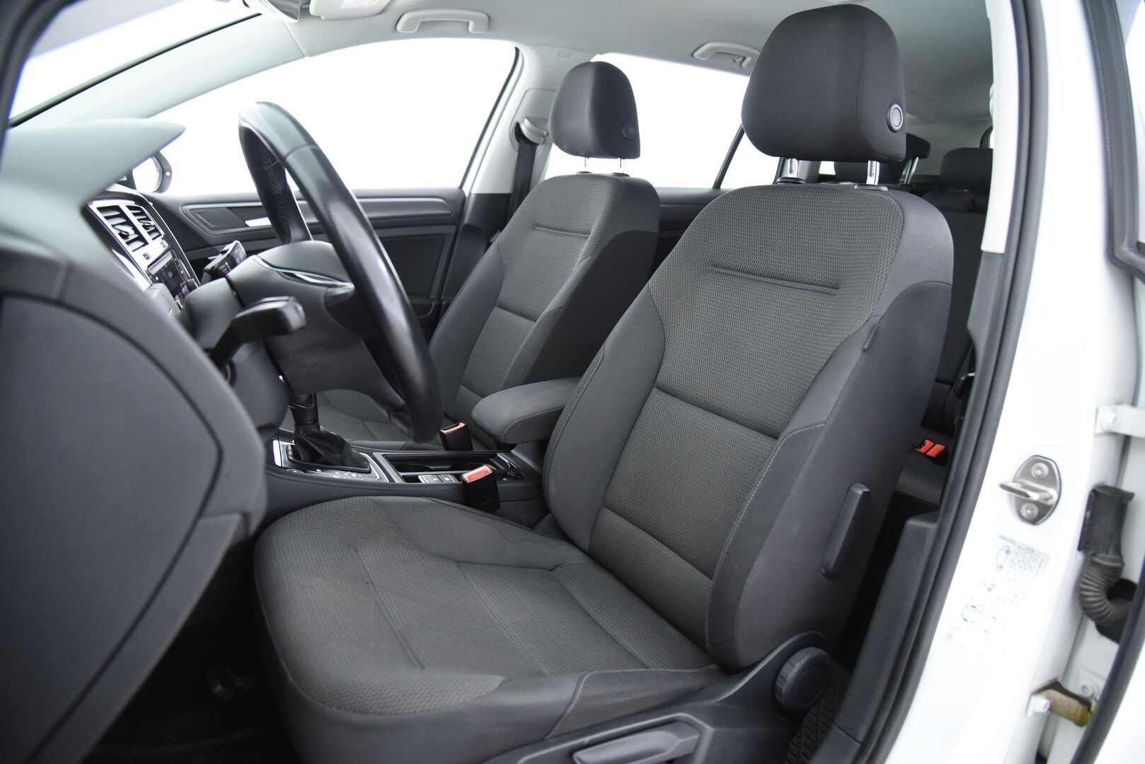 Volkswagen Golf 2020 Variant Comfortline Limited 1,5 TSI EVO 110 kW (150 hv) DSG-aut / Adapt.vak / Webasto / LED / P-kamera - Kaukovaloautomatiikka / Winter paketti / Suomi-auto 