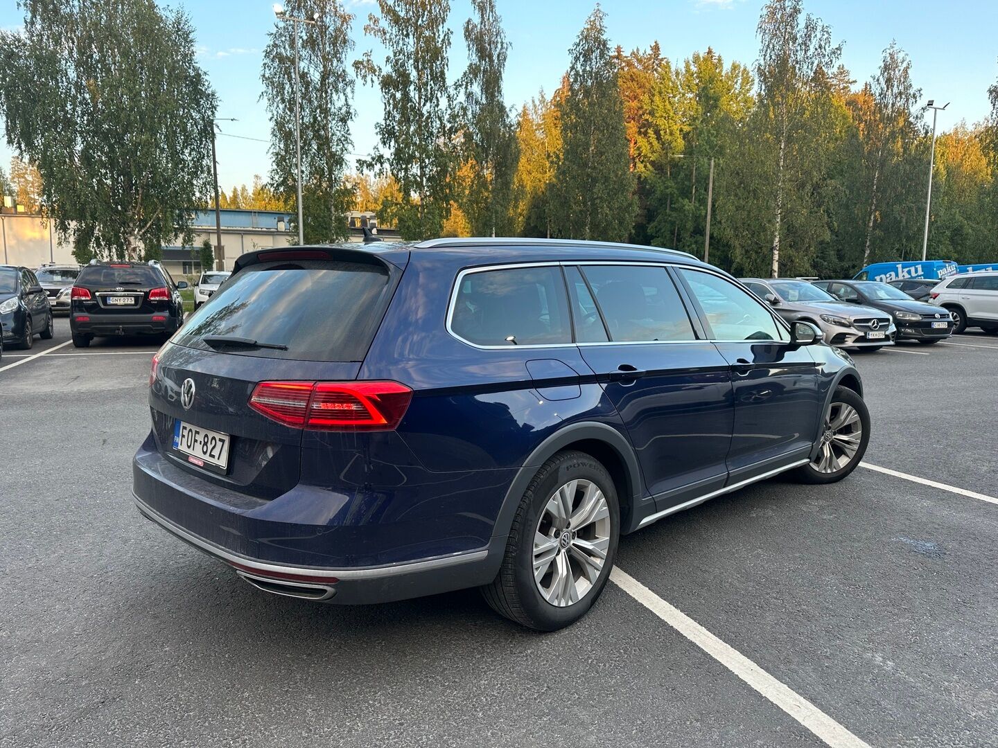 Volkswagen Passat 2018 Variant Alltrack 2,0 TDI 140 kW 4MOTION DSG *Digimittaristo / Webasto / ACC / Nahkapenkit / Koukku / Matrix / Ratinlämmitin* - Neliveto, maavaraa ja talvivarusteet samassa paketissa! / Huippukuntoiset nastarenkaat