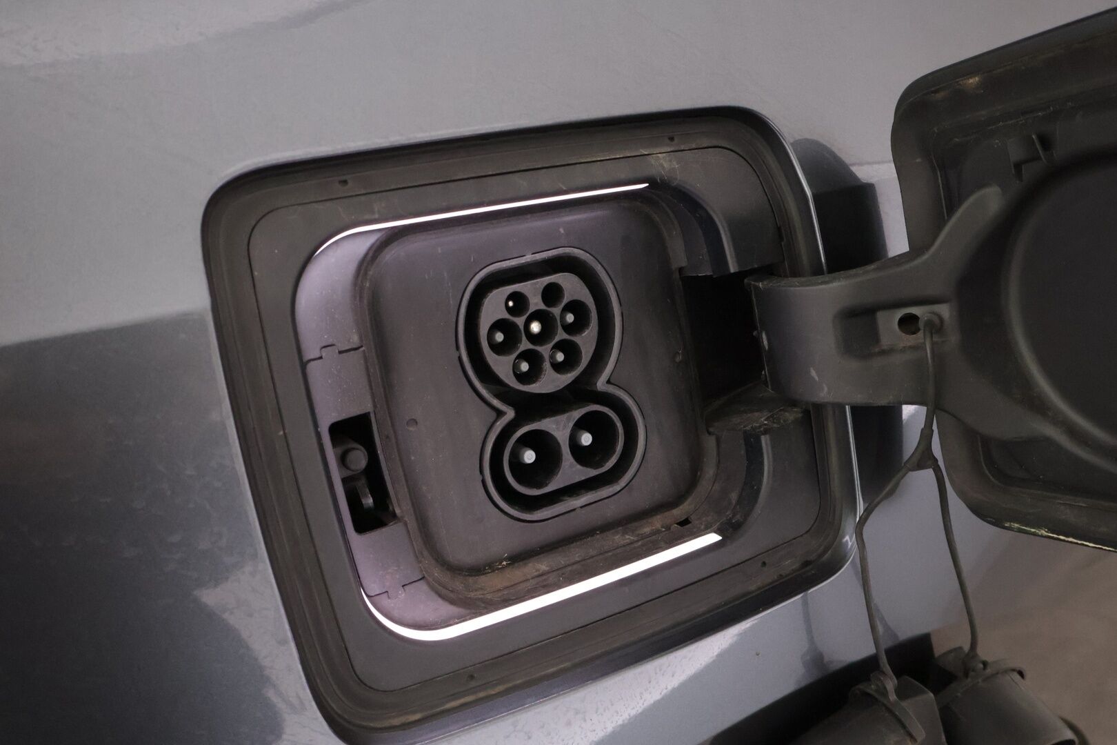 BMW i3 2018 94Ah REX Charged Edition *Vakkari / Tutkat taakse / Vähän ajettu / Pitkä leima* - *Vähän ajettu / Huippu siisti / Söötti kaupunki auto!*