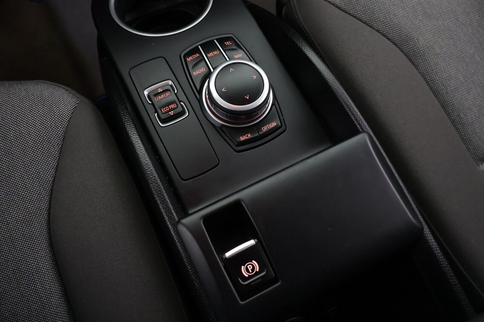 BMW i3 2018 94Ah REX Charged Edition *Vakkari / Tutkat taakse / Vähän ajettu / Pitkä leima* - *Vähän ajettu / Huippu siisti / Söötti kaupunki auto!*