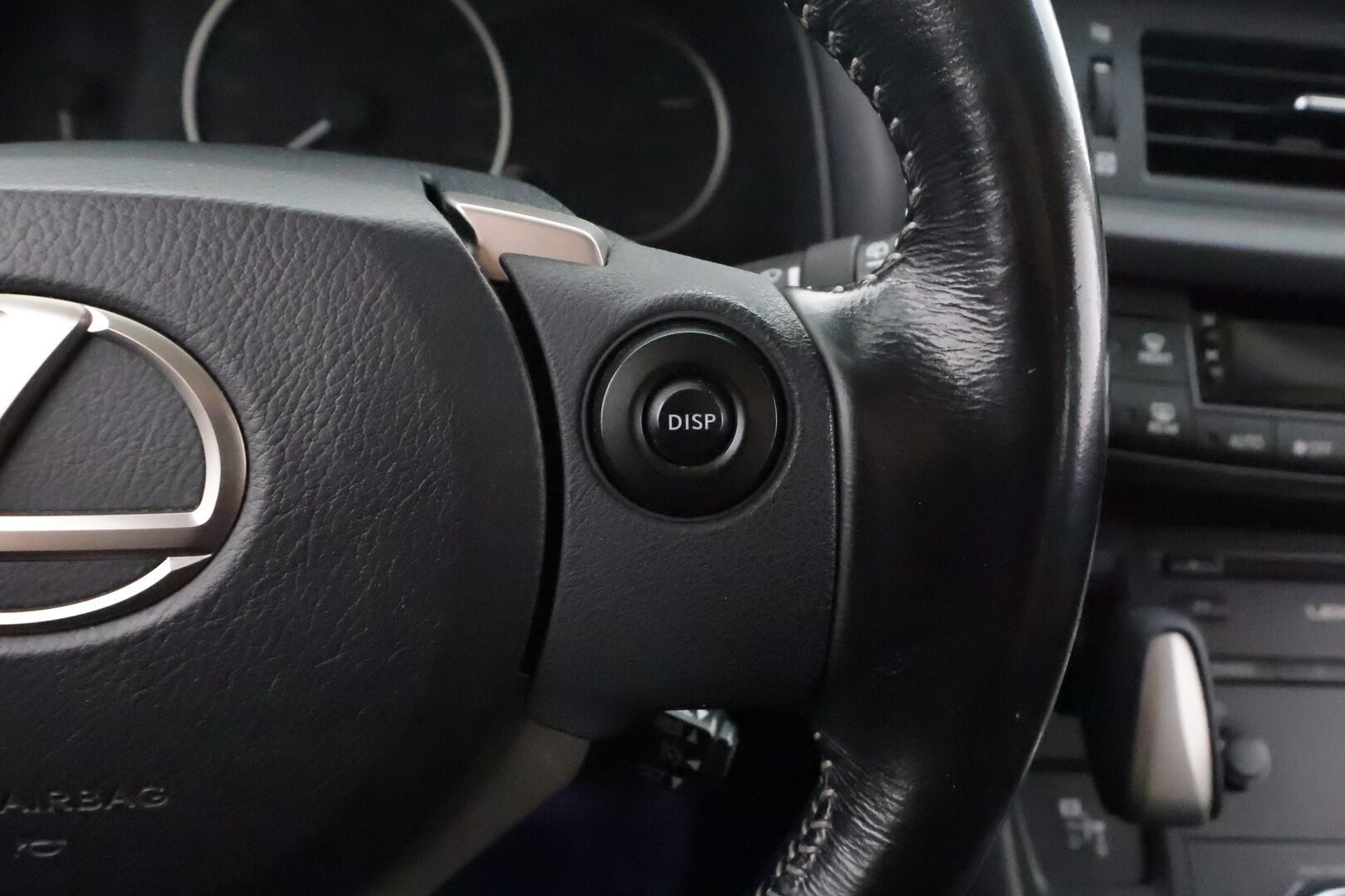 Lexus CT 2016 200h Hybrid A F Sport - | LED | P.kamera | Nahka-alcantara | Navi | Bluetooth | Lohko+sisähaara | Vakkari | Keyless | Penkinlämmittimet | Aut. ilmastointi | 2x renkaat aluin | 