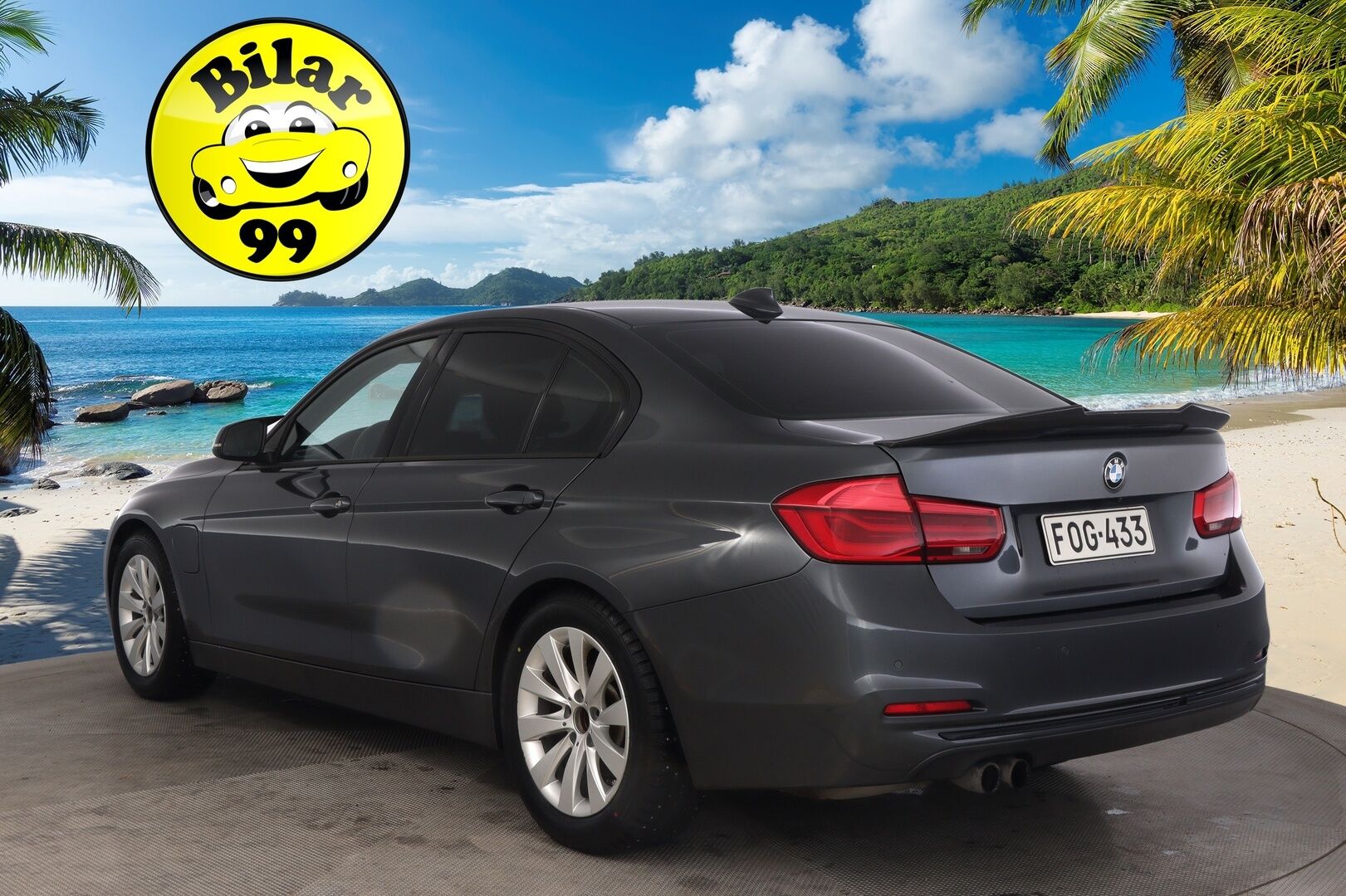 BMW 330 2017 F30 Sedan 330e A Sport Line*ACC / M-Sport ratti / Hifit / Proff.navi* - *comfort access / Muistinahat / Juuri huollettu & katsastettu* - HULLUT VÄLIPÄIVÄT KORKOTARJOUS 2,49%