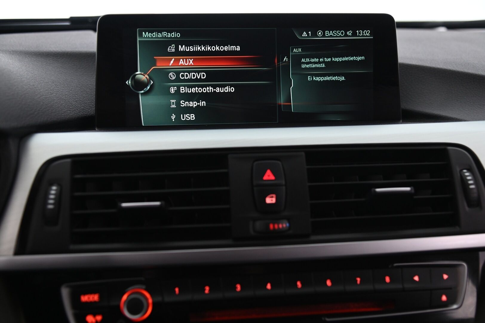 BMW 330 2017 F30 Sedan 330e A Sport Line - ACC | Muistinahat | HiFi | Professional Navi | Kamera | Comfort Access